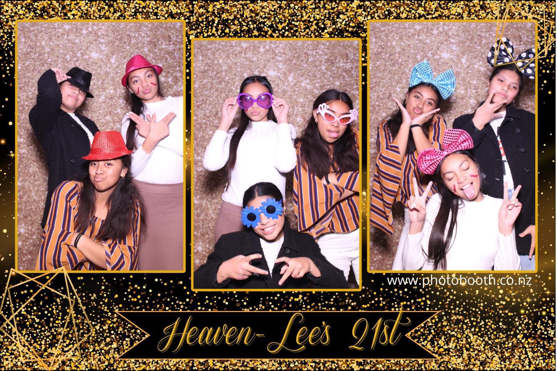 Heaven-Lee's 21st | View more photos from the event at gallery.photobooth.co.nz/u/SelfieCentral/Heaven-Lees-21st