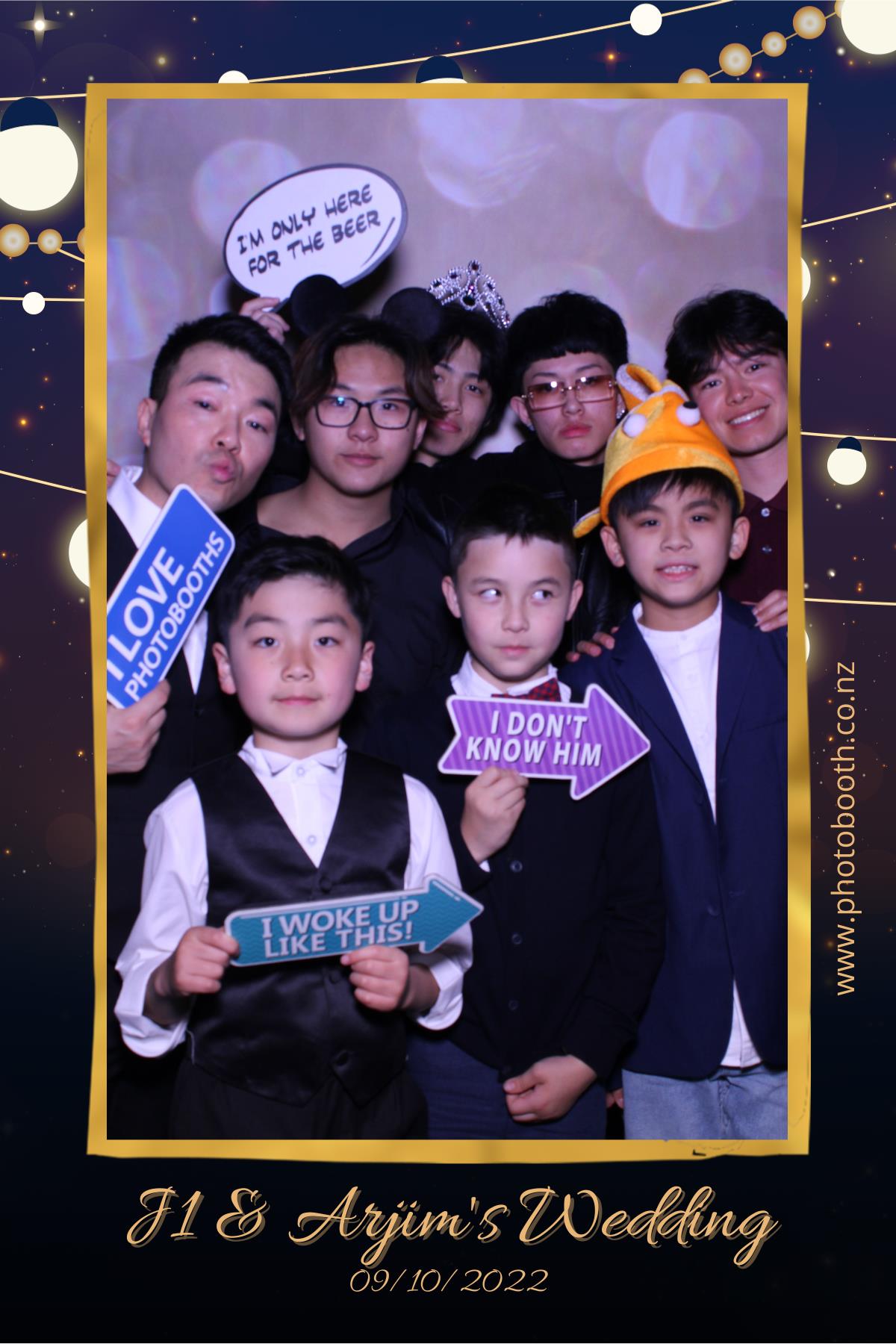 Jimmy & Janet's Wedding | View more photos from the event at gallery.photobooth.co.nz/u/SelfieCentral/Jimmy-Janets-Wedding