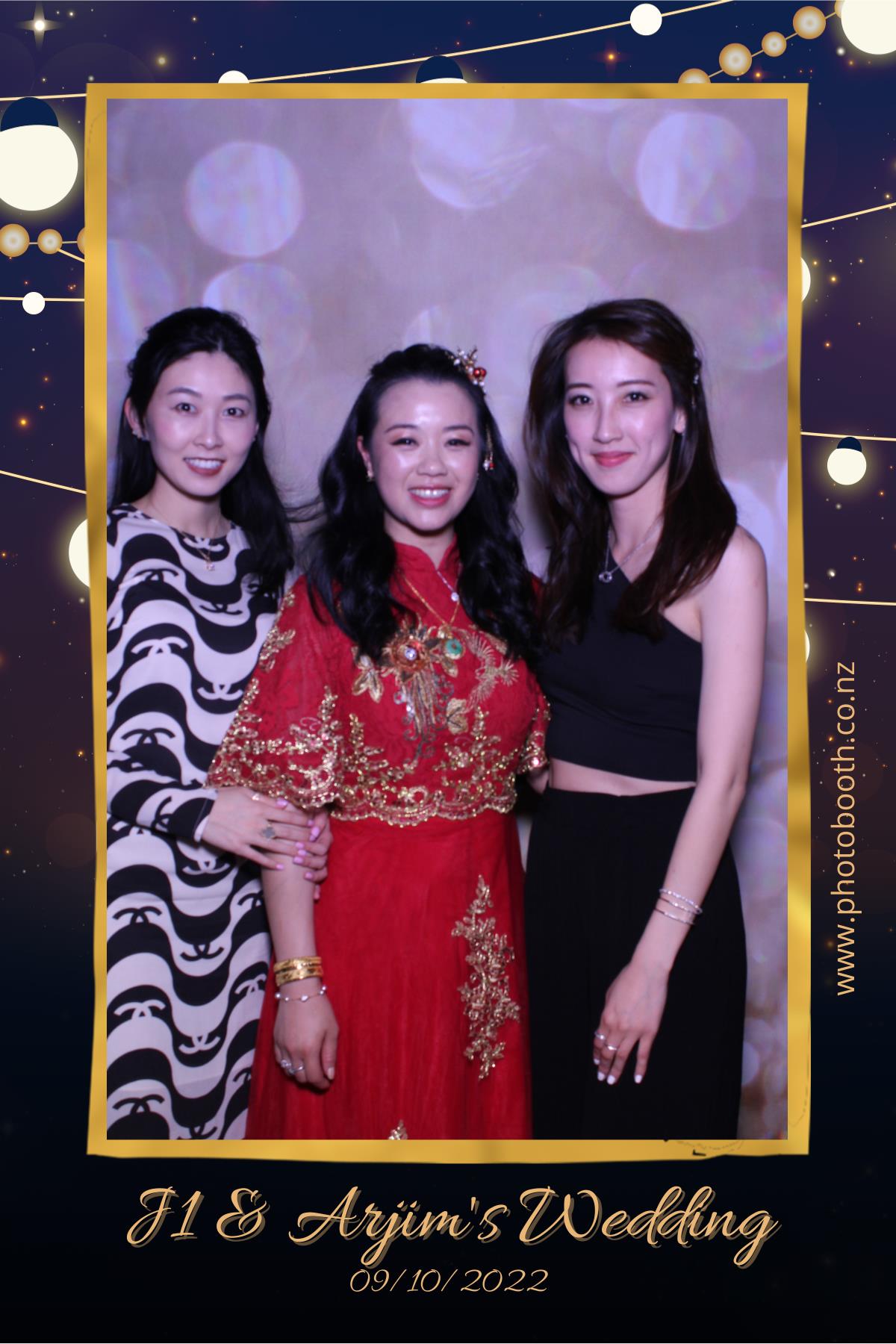 Jimmy & Janet's Wedding | View more photos from the event at gallery.photobooth.co.nz/u/SelfieCentral/Jimmy-Janets-Wedding