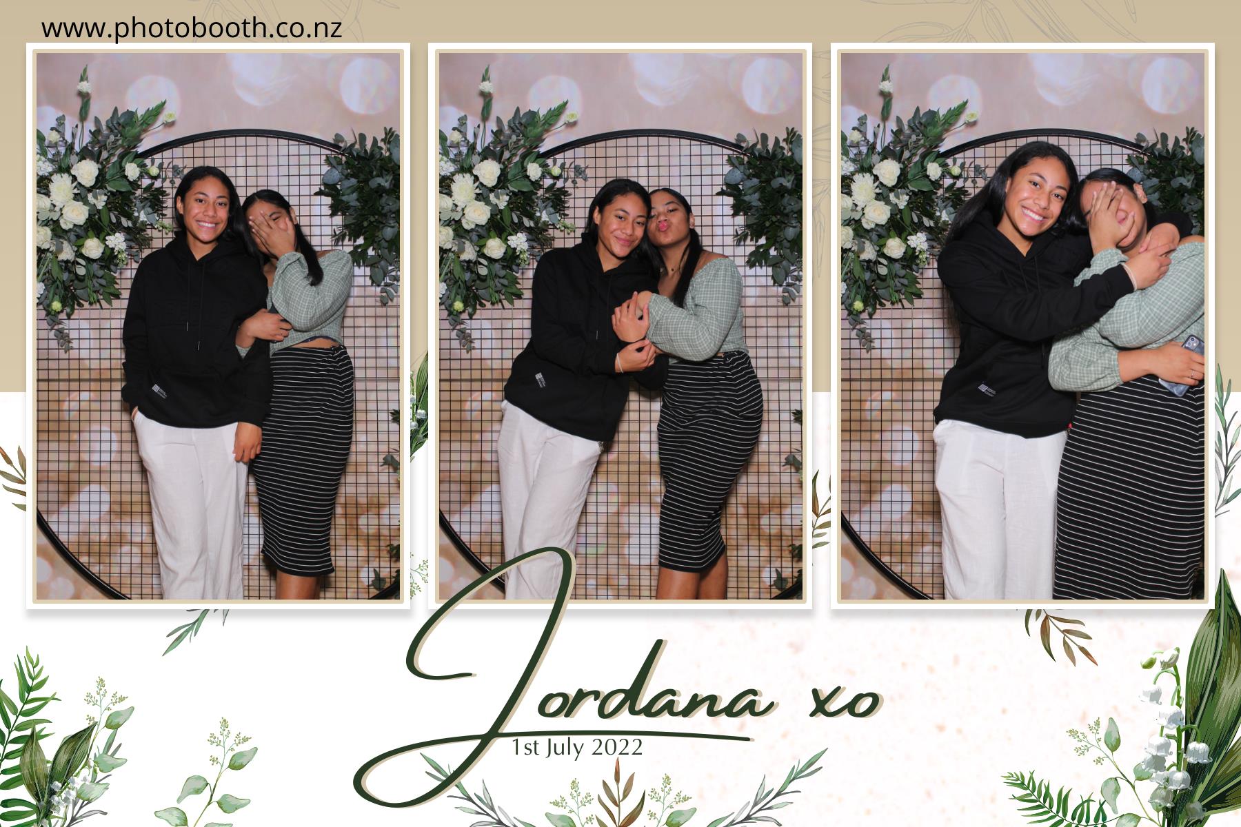 Jordana's Ball Weekend | View more photos from the event at gallery.photobooth.co.nz/u/SelfieCentral/Jordanas-Ball-Weekend