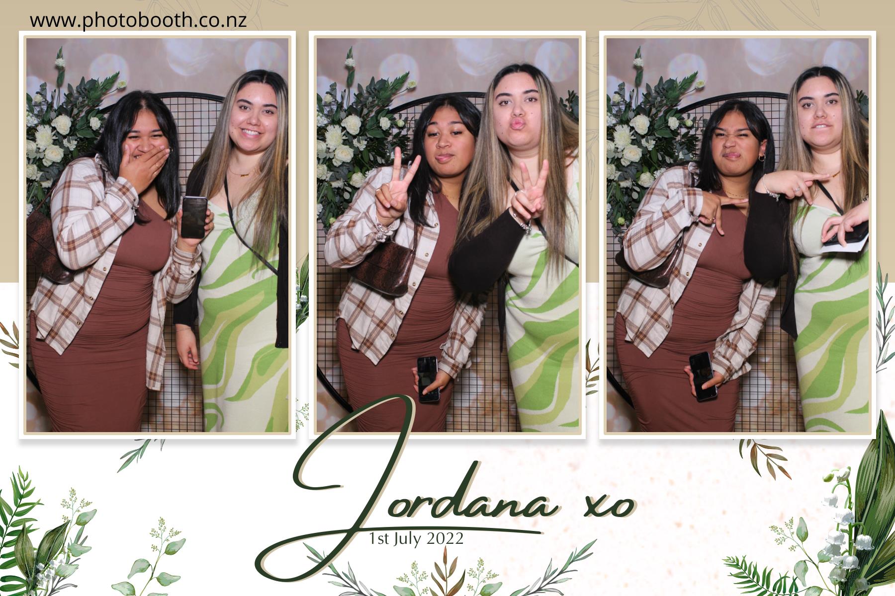 Jordana's Ball Weekend | View more photos from the event at gallery.photobooth.co.nz/u/SelfieCentral/Jordanas-Ball-Weekend