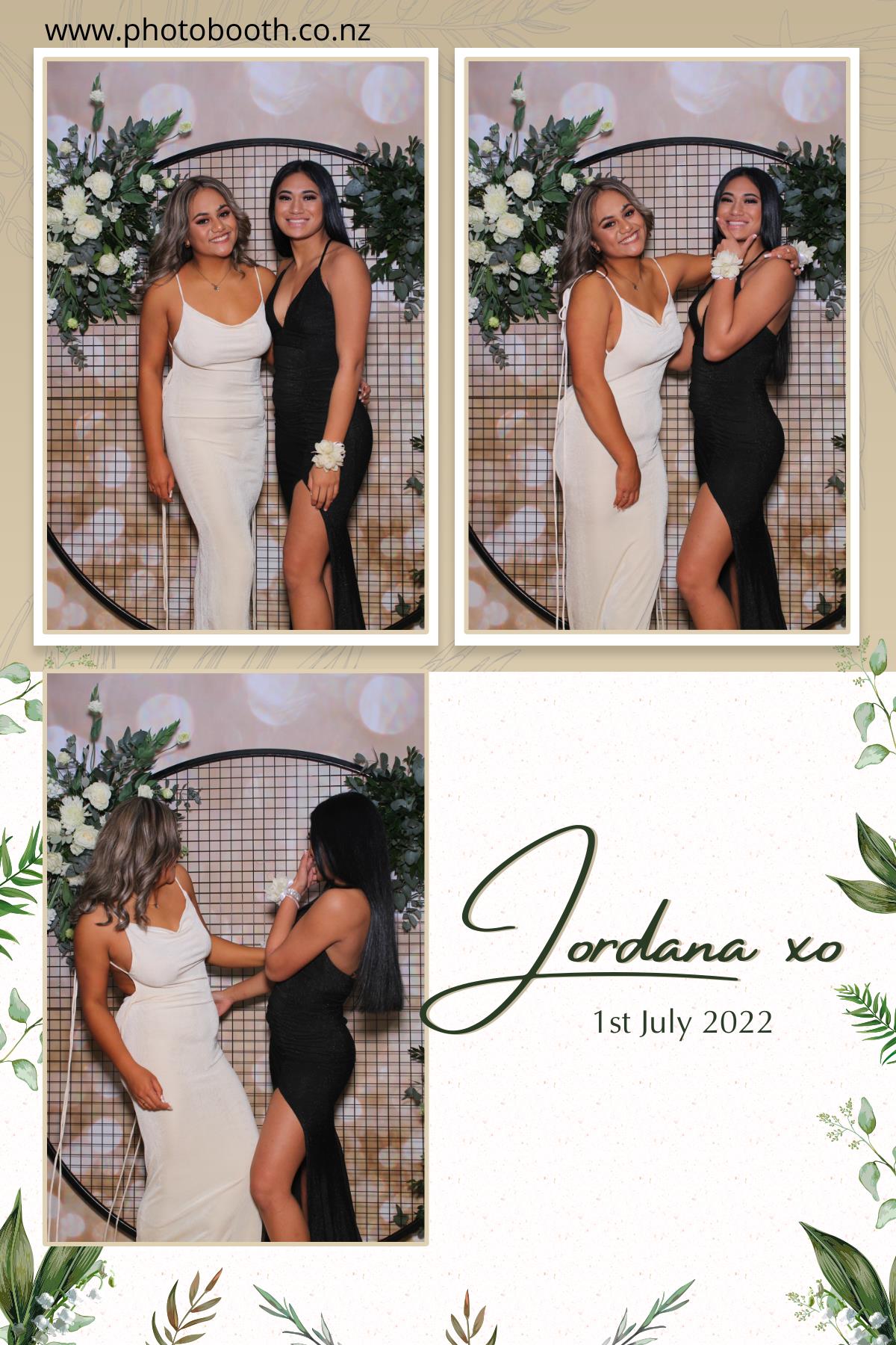 Jordana's Ball Weekend | View more photos from the event at gallery.photobooth.co.nz/u/SelfieCentral/Jordanas-Ball-Weekend