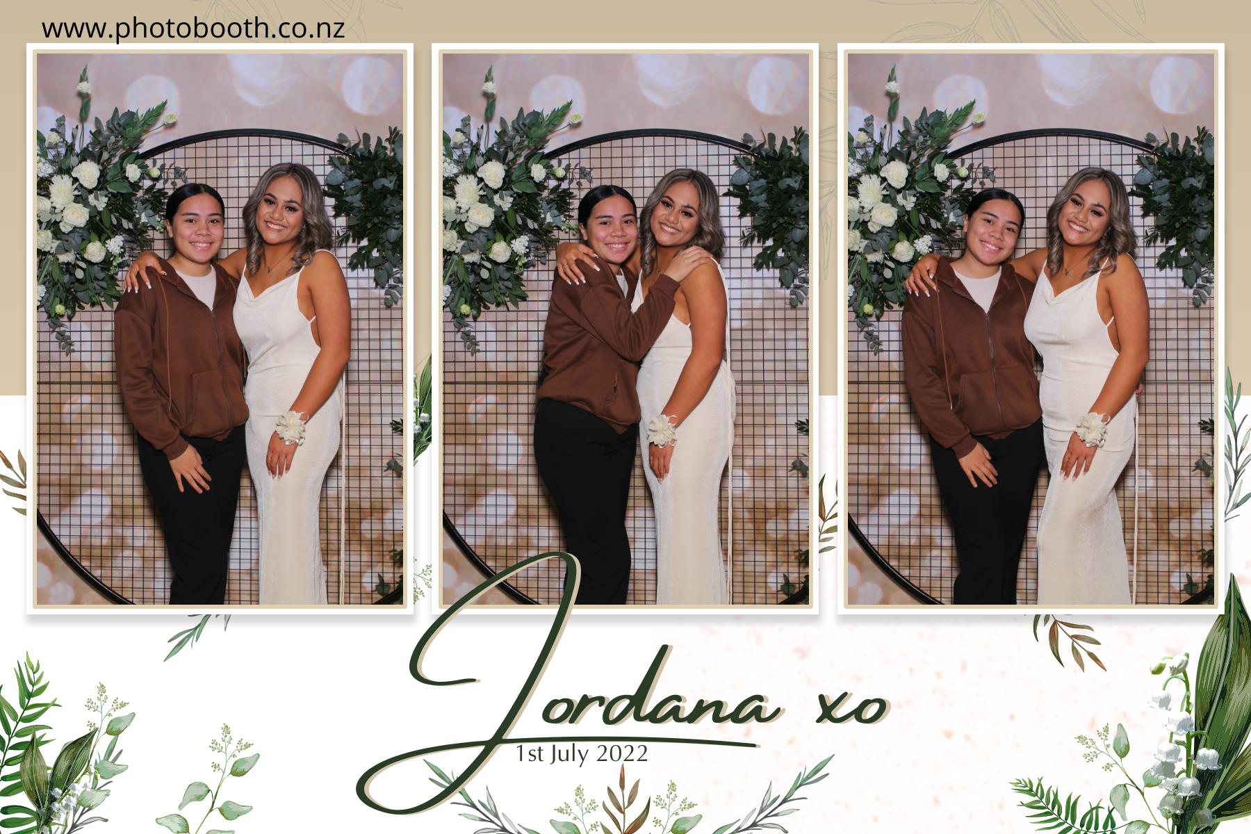 Jordana's Ball Weekend | View more photos from the event at gallery.photobooth.co.nz/u/SelfieCentral/Jordanas-Ball-Weekend