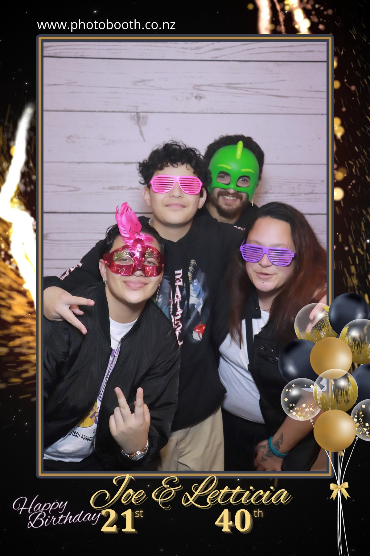 Letticia's 40th & Joe's 21st | View more photos from the event at gallery.photobooth.co.nz/u/SelfieCentral/Letticias-40th-Joes-21st