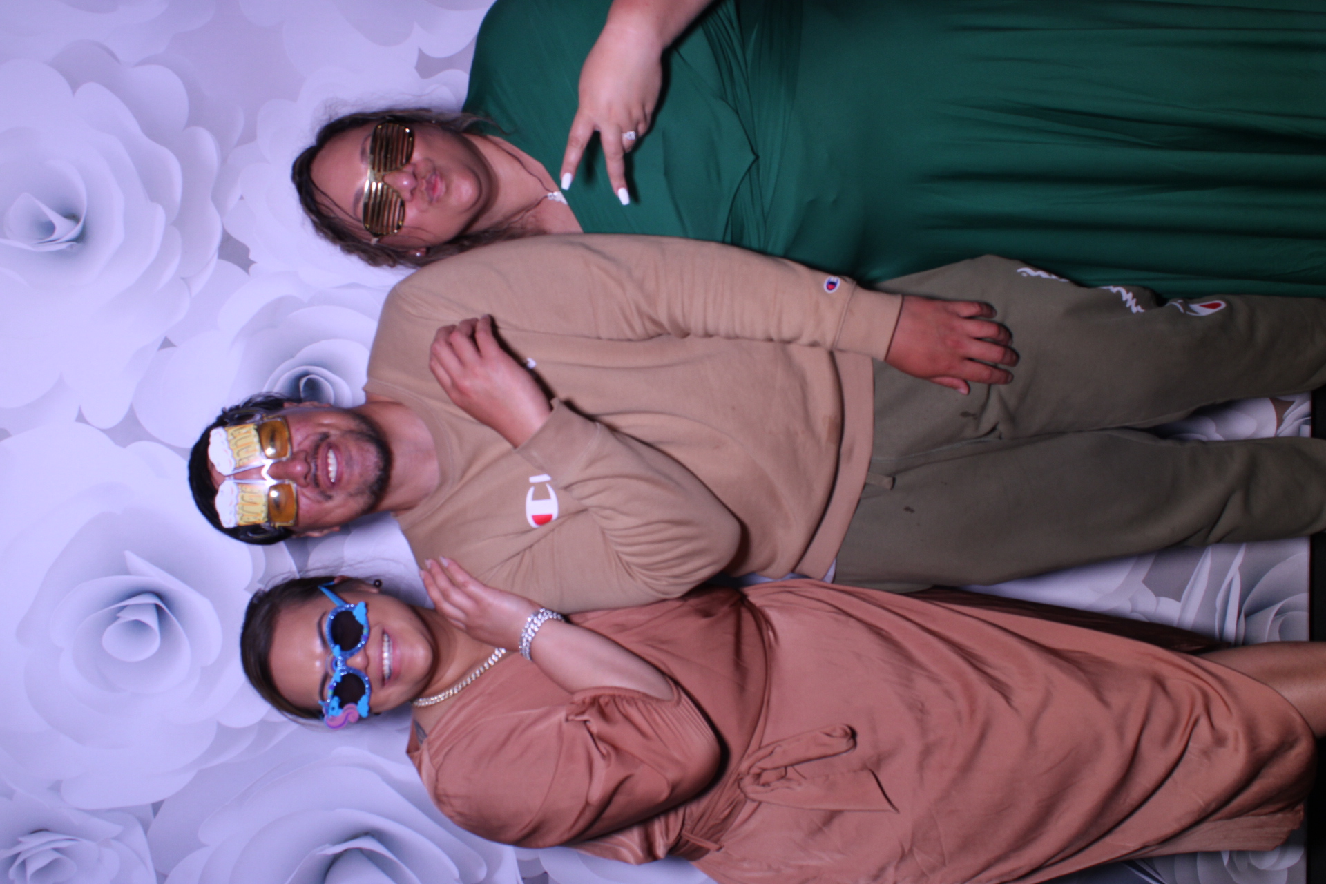 Maurice & Rochelle's Marena | View more photos from the event at gallery.photobooth.co.nz/u/SelfieCentral/Maurice-Rochelles-Marena