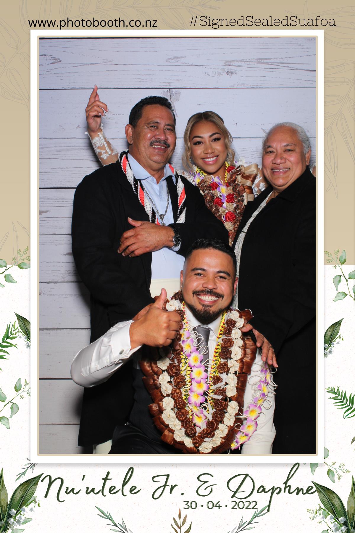 Nuutele Jr & Daphne's Wedding | View more photos from the event at gallery.photobooth.co.nz/u/SelfieCentral/Nuutele-Jr-Daphnes-Wedding