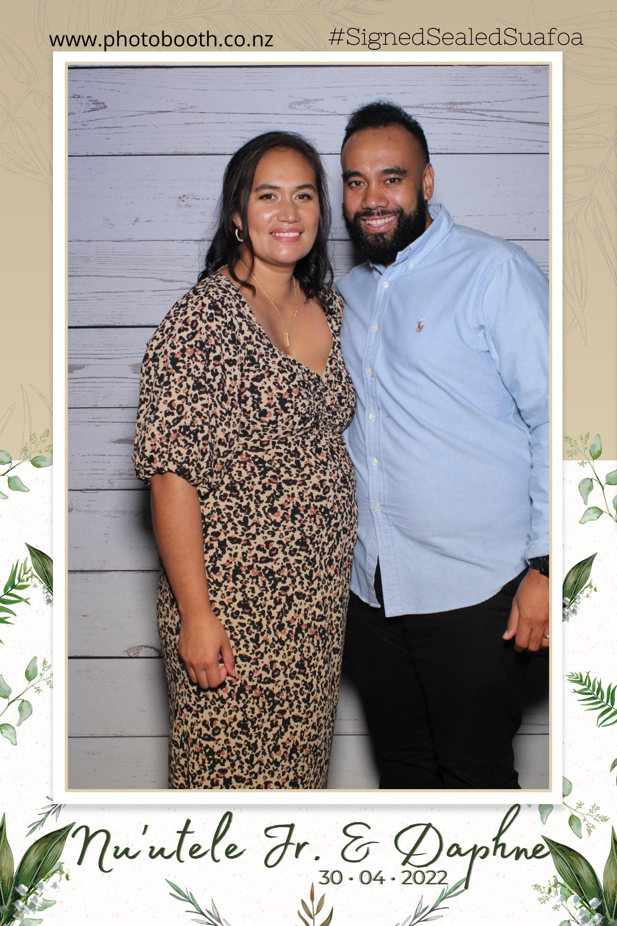 Nuutele Jr & Daphne's Wedding | View more photos from the event at gallery.photobooth.co.nz/u/SelfieCentral/Nuutele-Jr-Daphnes-Wedding