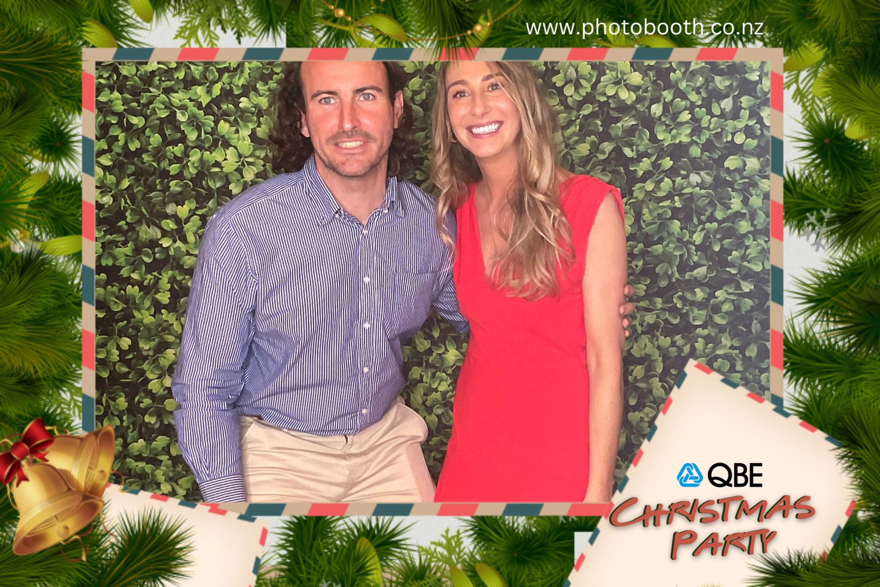 QBE Staff Christmas Party | View more photos from the event at gallery.photobooth.co.nz/u/SelfieCentral/QBE-Staff-Christmas-Party