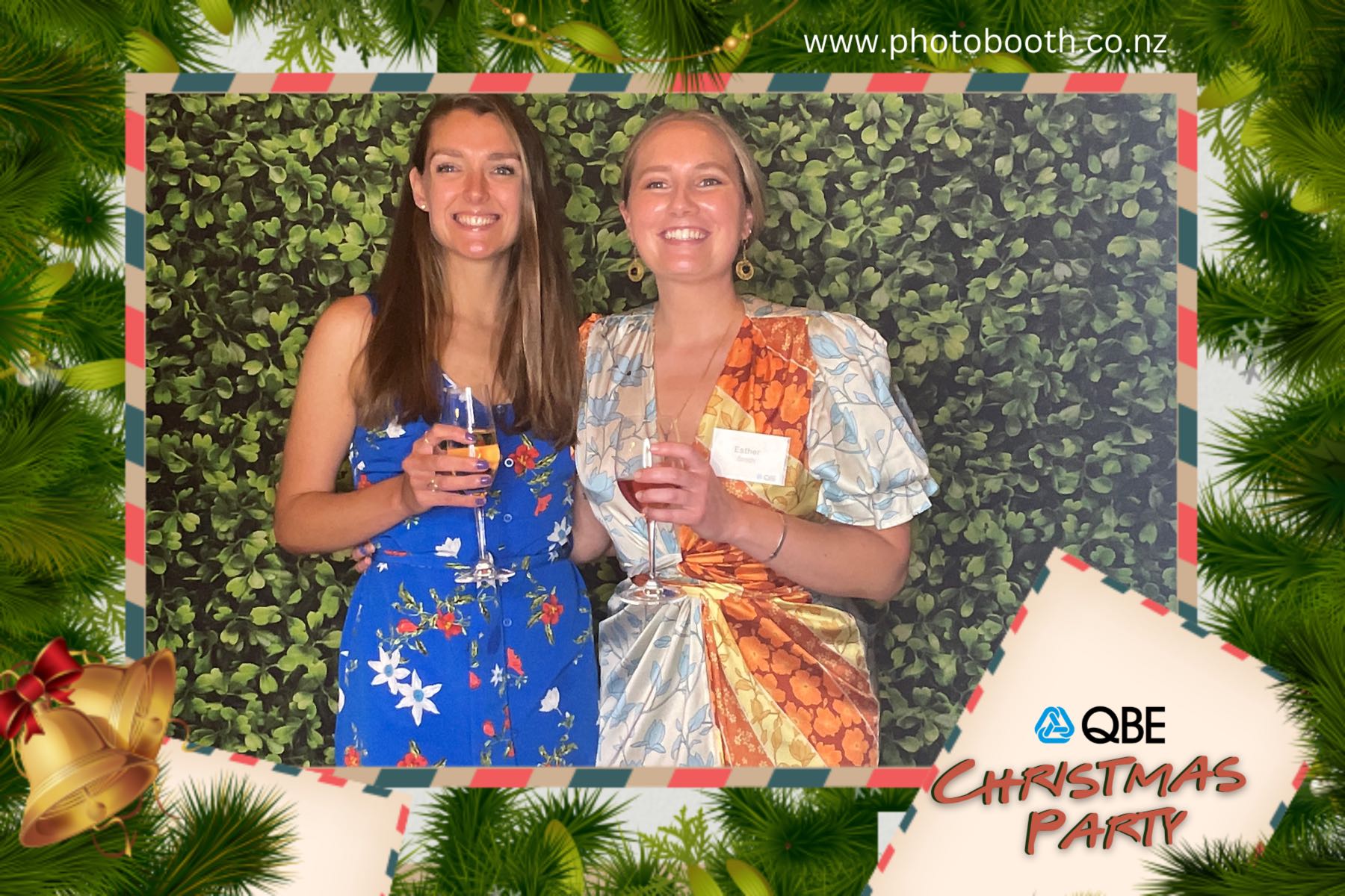 QBE Staff Christmas Party | View more photos from the event at gallery.photobooth.co.nz/u/SelfieCentral/QBE-Staff-Christmas-Party