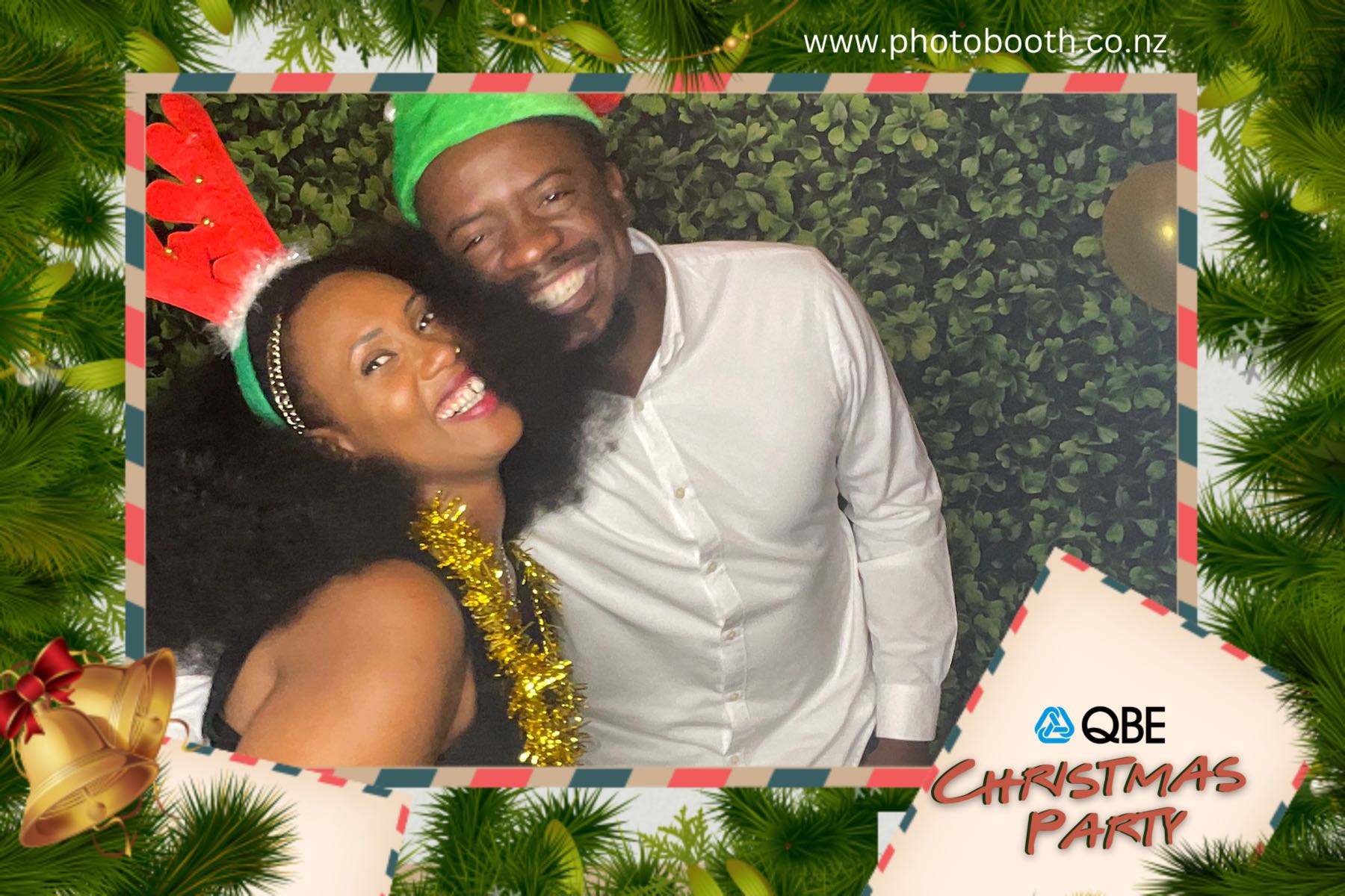 QBE Staff Christmas Party | View more photos from the event at gallery.photobooth.co.nz/u/SelfieCentral/QBE-Staff-Christmas-Party