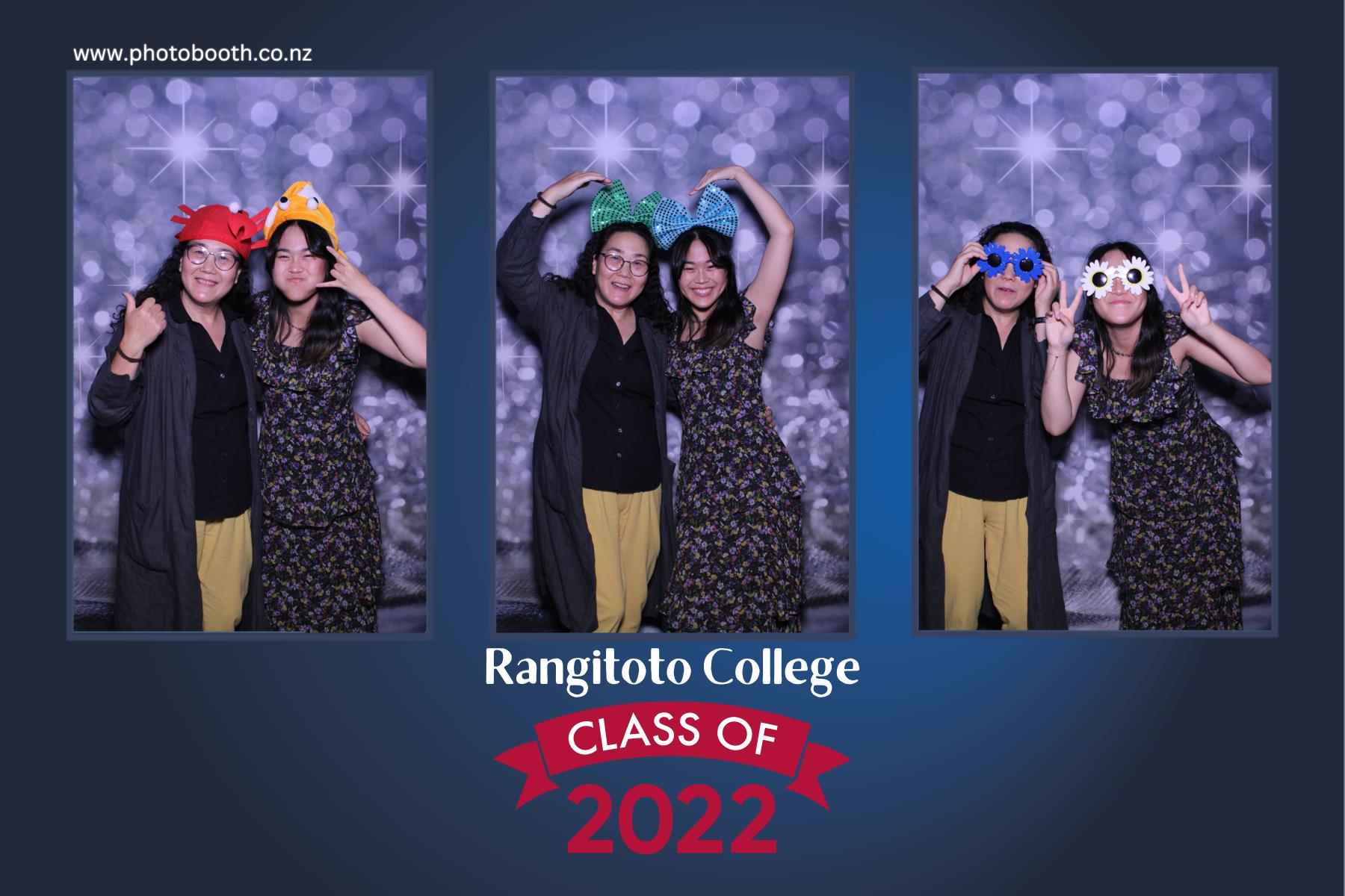Rangitoto College Graduation | View more photos from the event at gallery.photobooth.co.nz/u/SelfieCentral/Rangitoto-College-Graduation