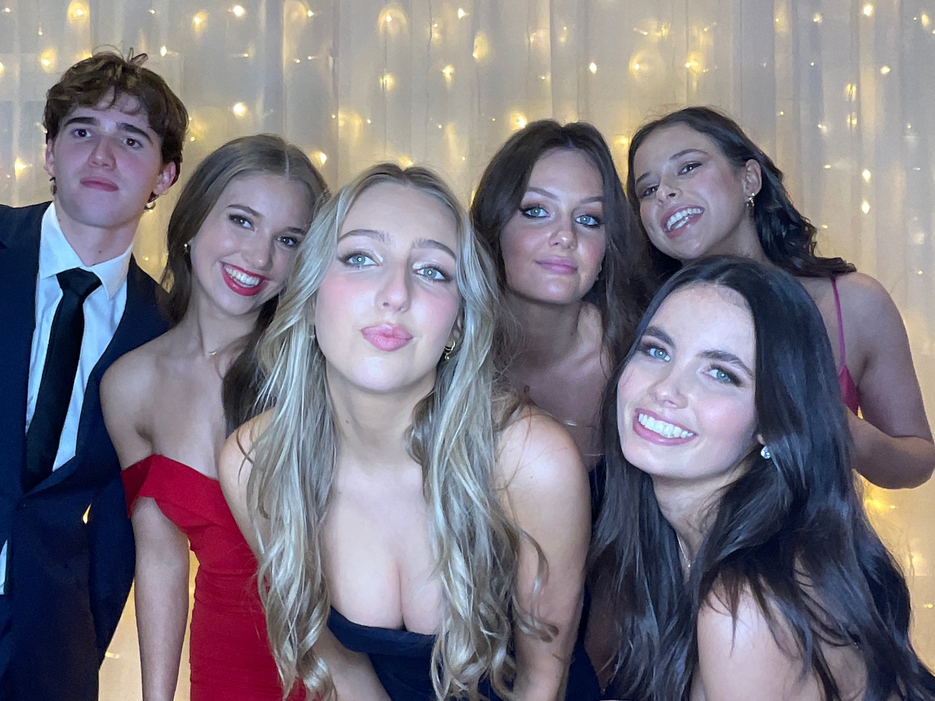 St Cuthberts Pre Ball | View more photos from the event at gallery.photobooth.co.nz/u/SelfieCentral/St-Cuthberts-Pre-Ball