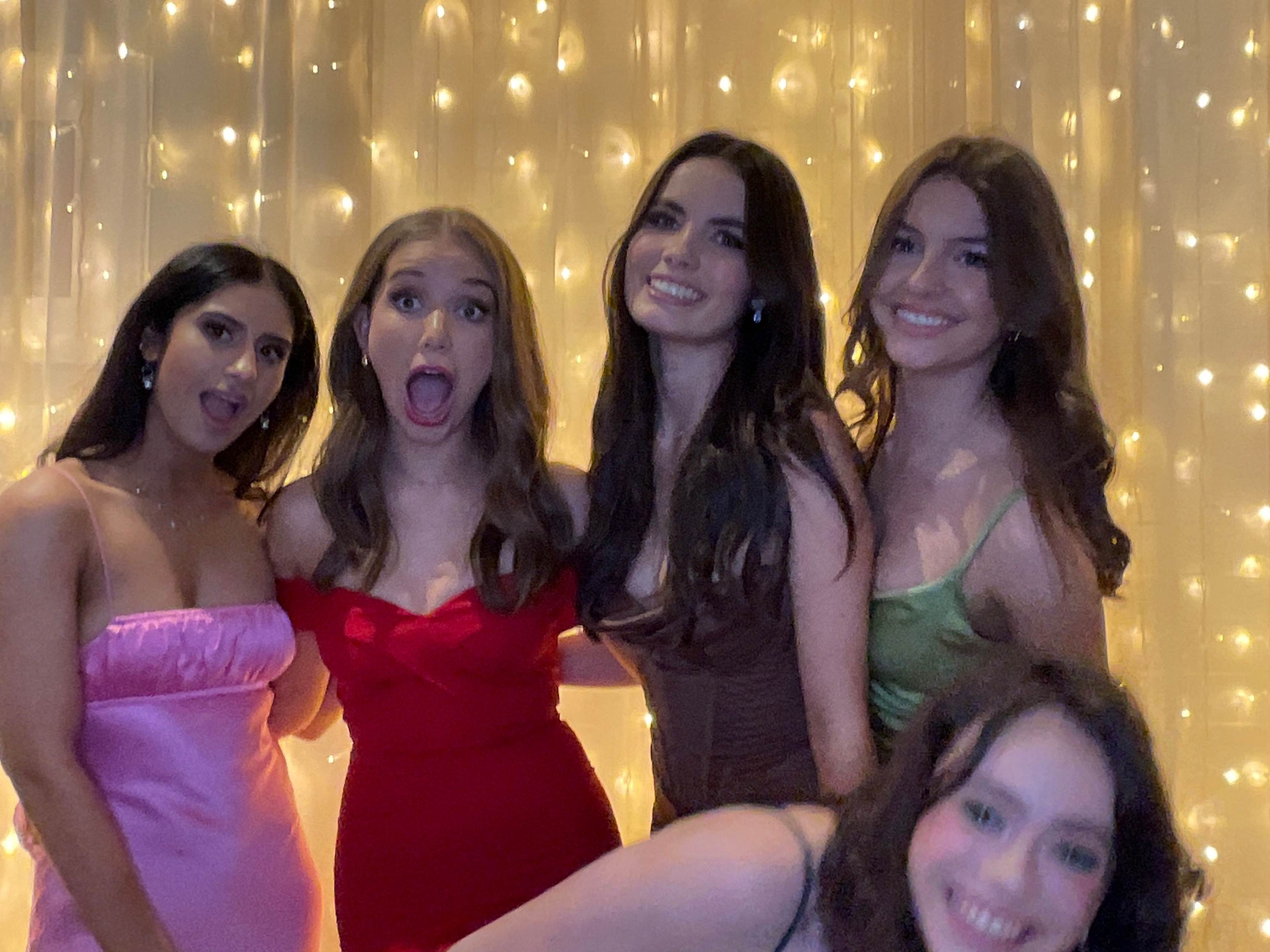 St Cuthberts Pre Ball | View more photos from the event at gallery.photobooth.co.nz/u/SelfieCentral/St-Cuthberts-Pre-Ball