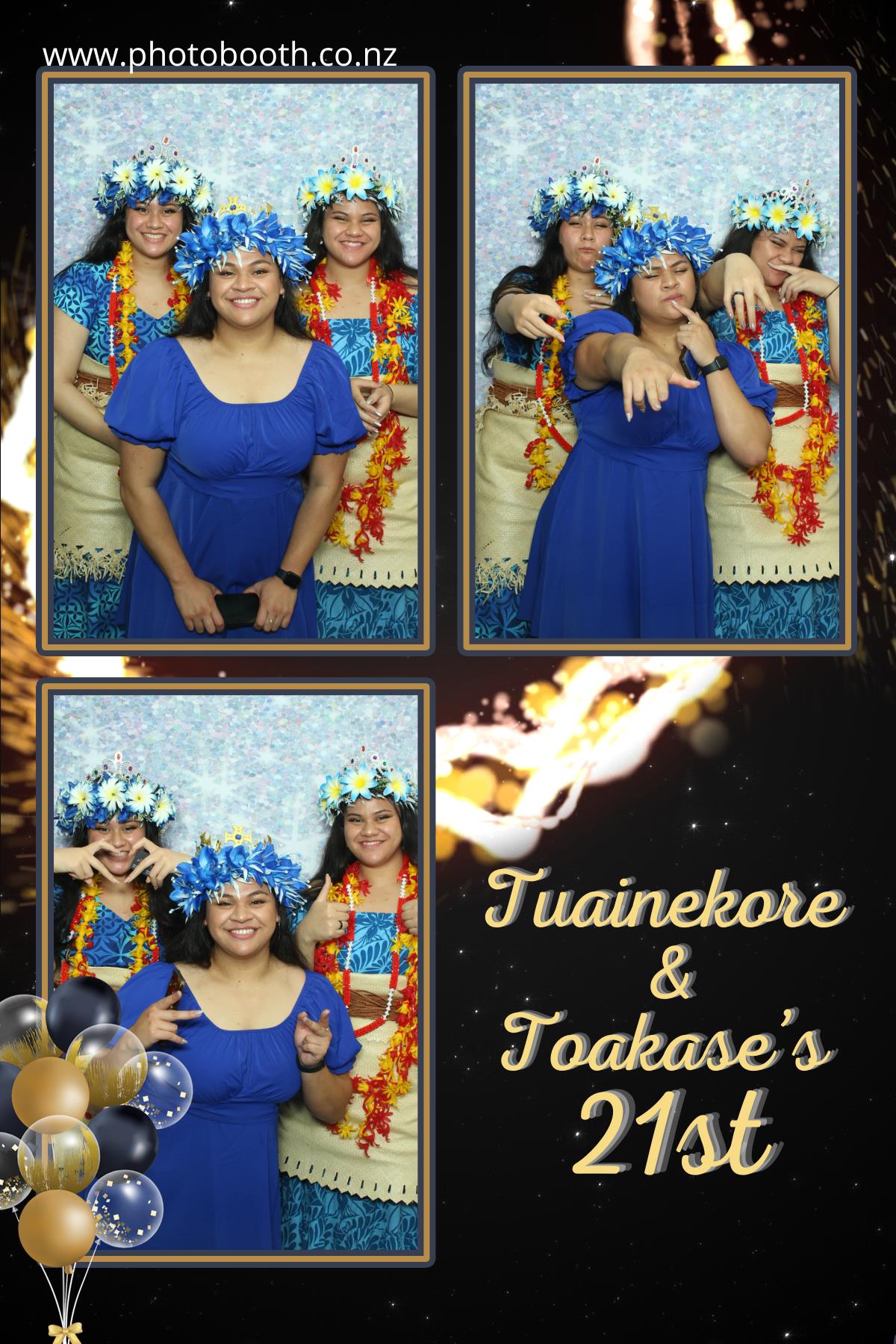 Twin's 21st Birthday | View more photos from the event at gallery.photobooth.co.nz/u/SelfieCentral/Twins-21st-Birthday