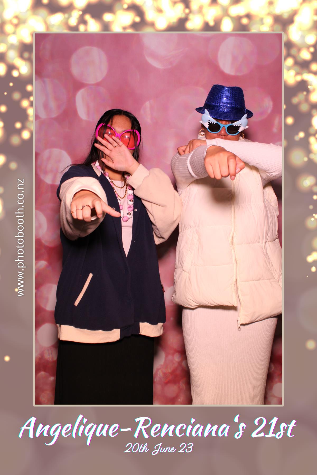 Angelique-Renciana 21st | View more photos from the event at gallery.photobooth.co.nz/u/SelfieCentral/Angelique-Renciana-21st
