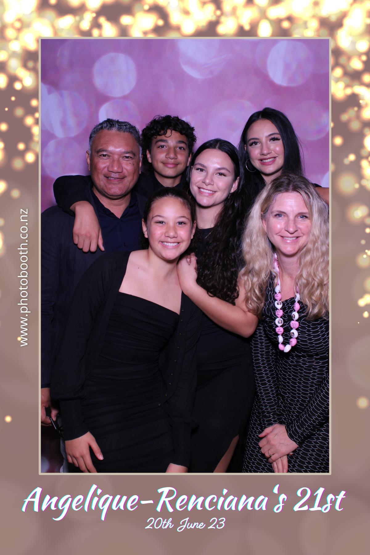Angelique-Renciana 21st | View more photos from the event at gallery.photobooth.co.nz/u/SelfieCentral/Angelique-Renciana-21st