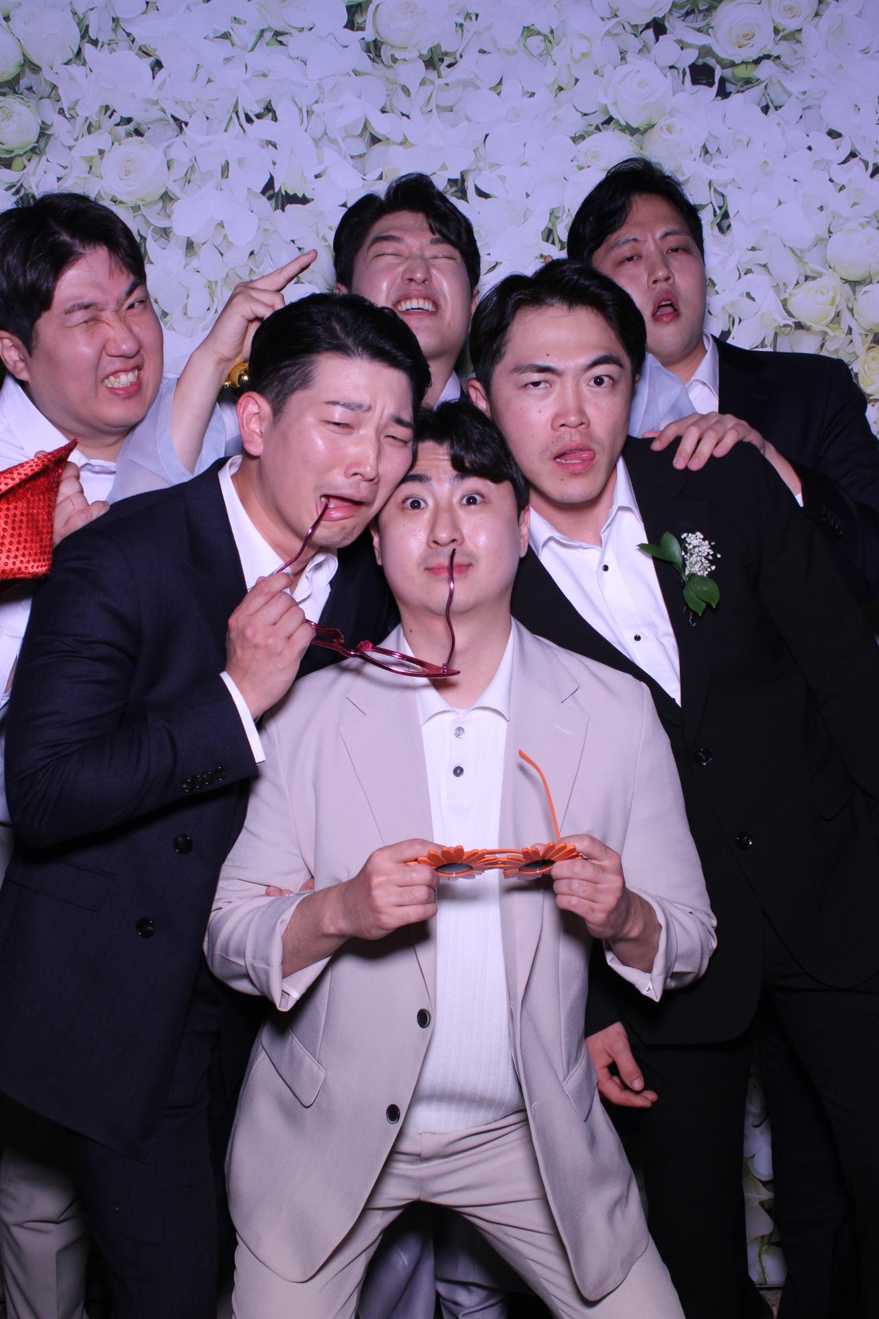 Elizabeth and David's Wedding | View more photos from the event at gallery.photobooth.co.nz/u/SelfieCentral/Elizabeth-and-Davids-Wedding