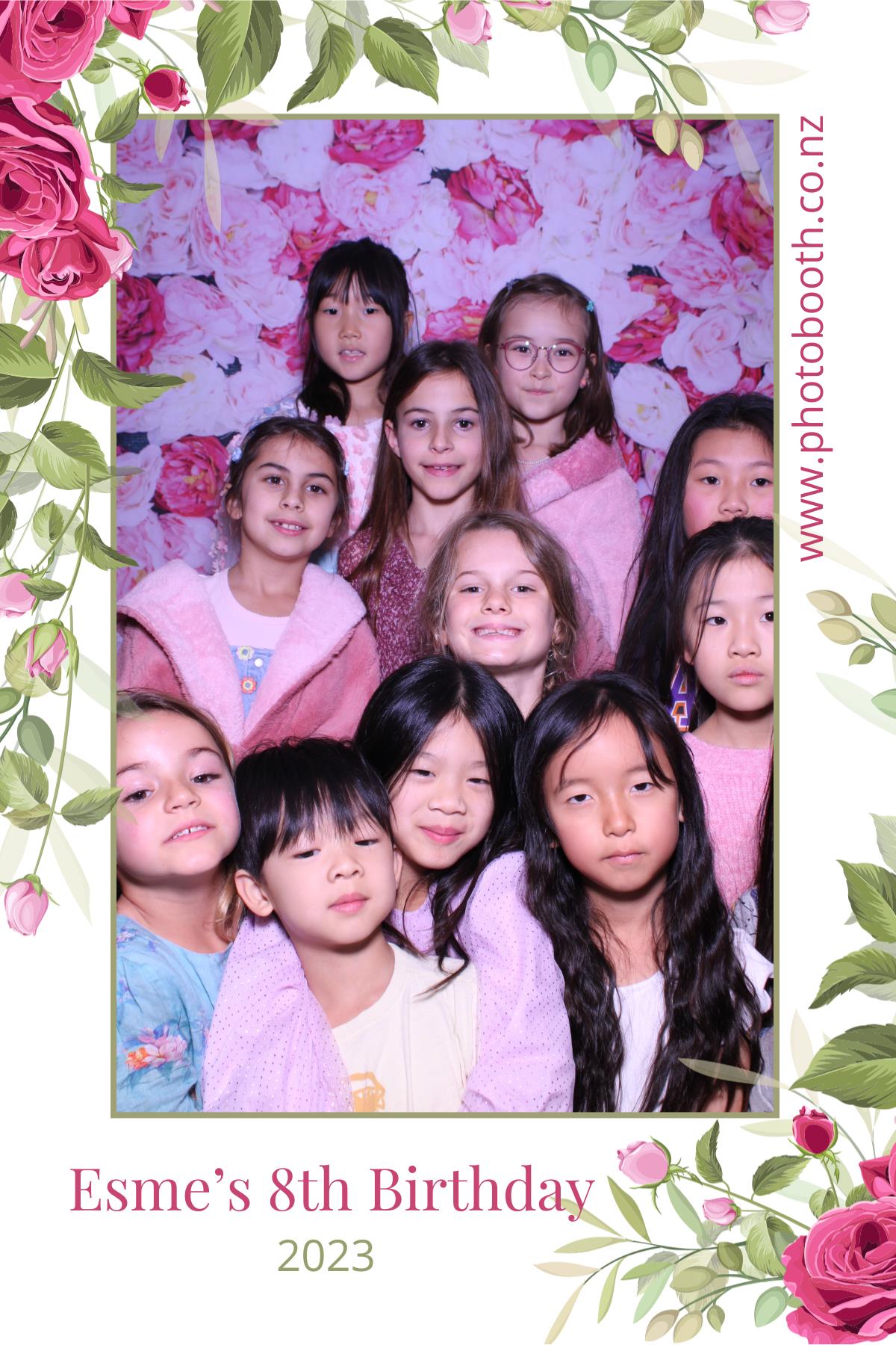 Esme's 8th Birthday | View more photos from the event at gallery.photobooth.co.nz/u/SelfieCentral/Esmes-8th-Birthday