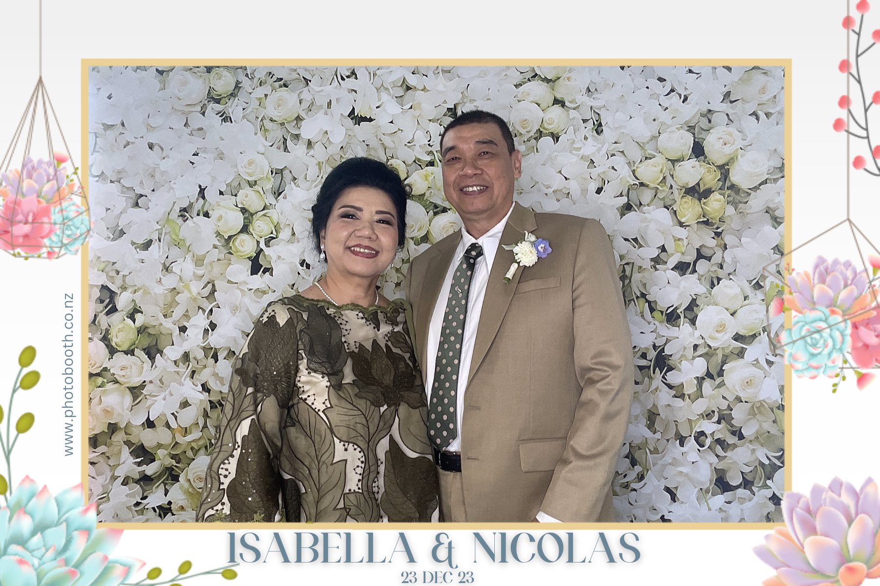 Isabella & Nicolas's Wedding | View more photos from the event at gallery.photobooth.co.nz/u/SelfieCentral/Isabella-Nicolass-Wedding