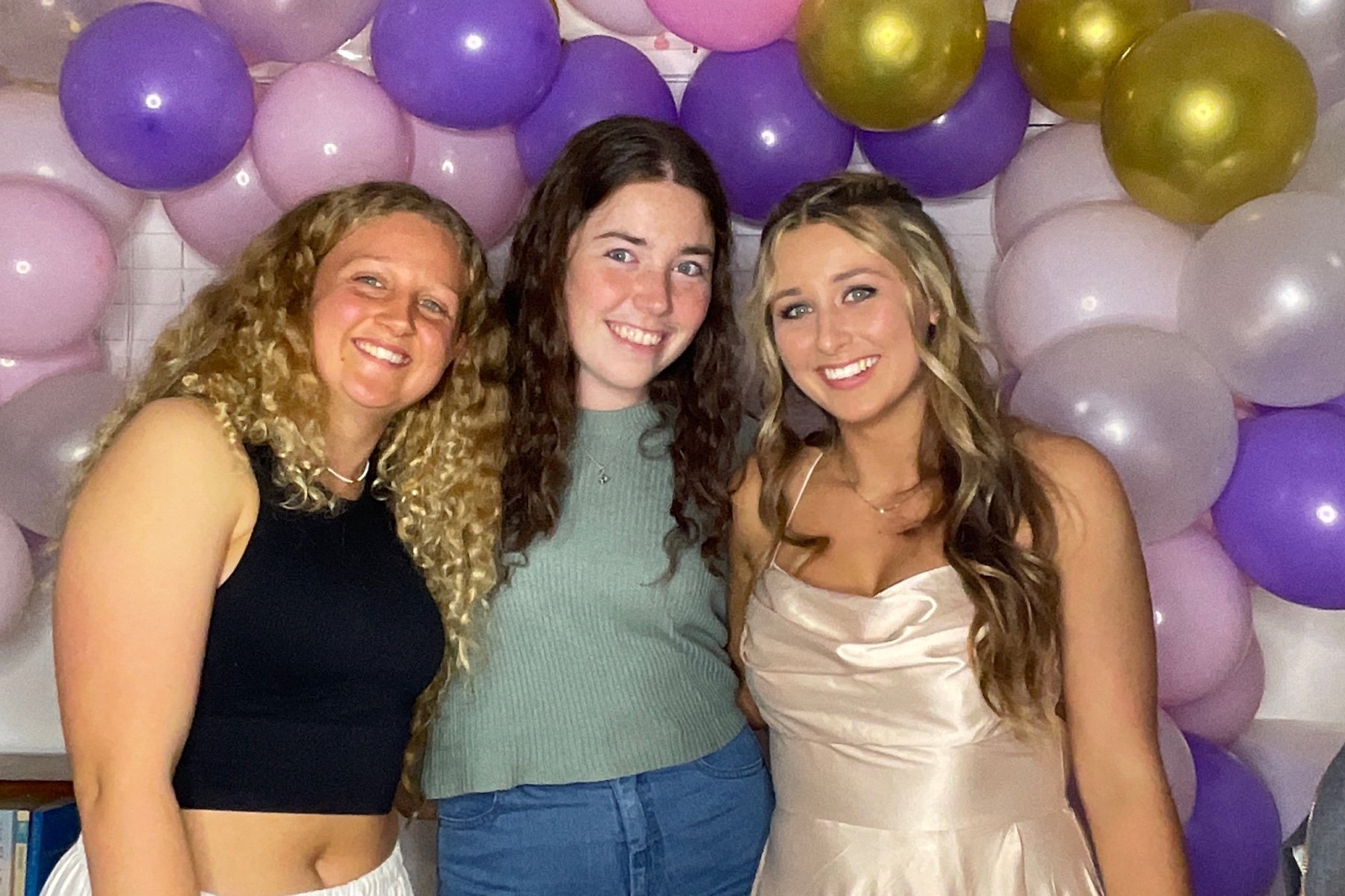 Izzy's Pre Ball | View more photos from the event at gallery.photobooth.co.nz/u/SelfieCentral/Izzys-Pre-Ball-0