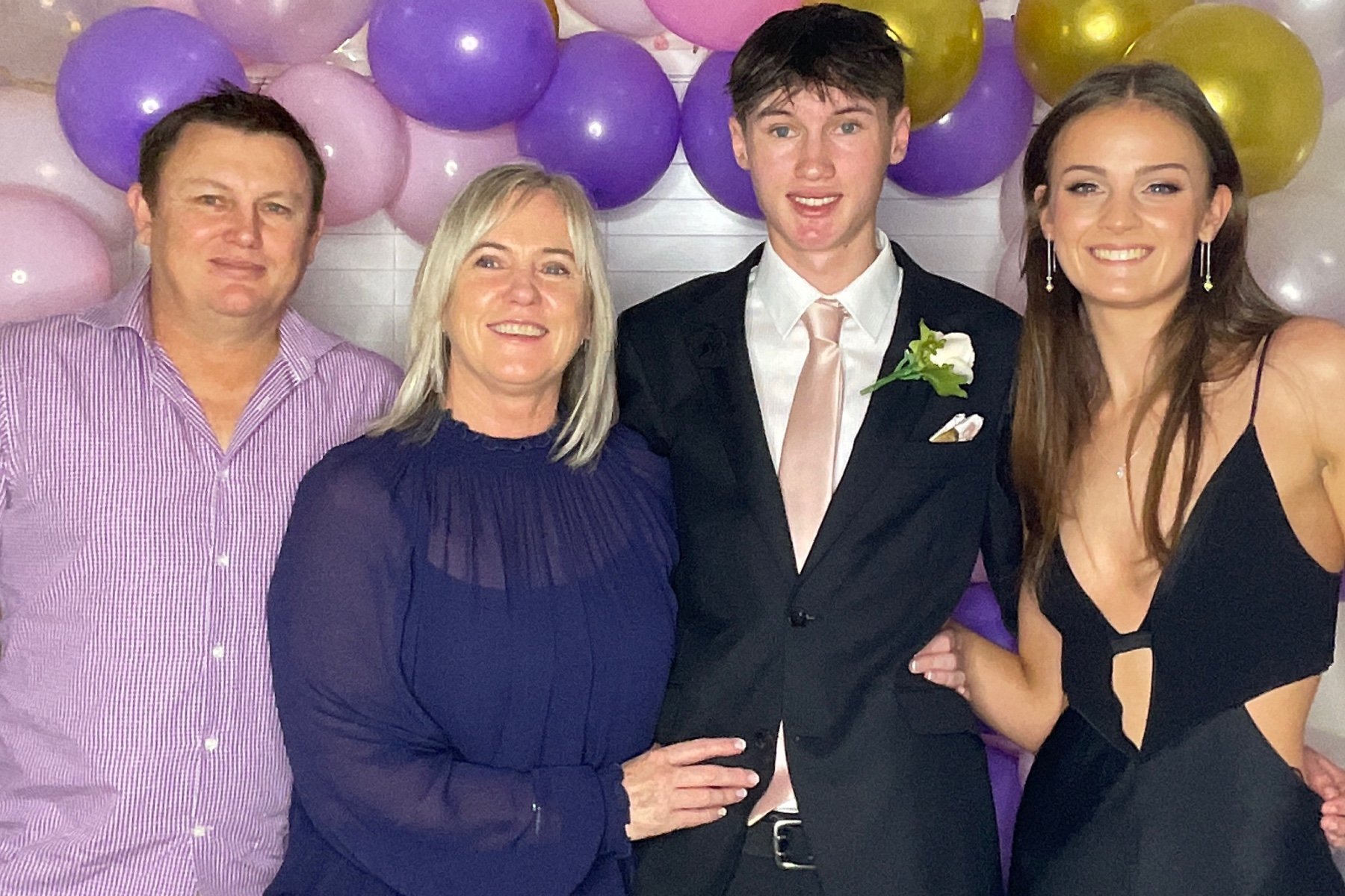 Izzy's Pre Ball | View more photos from the event at gallery.photobooth.co.nz/u/SelfieCentral/Izzys-Pre-Ball-0