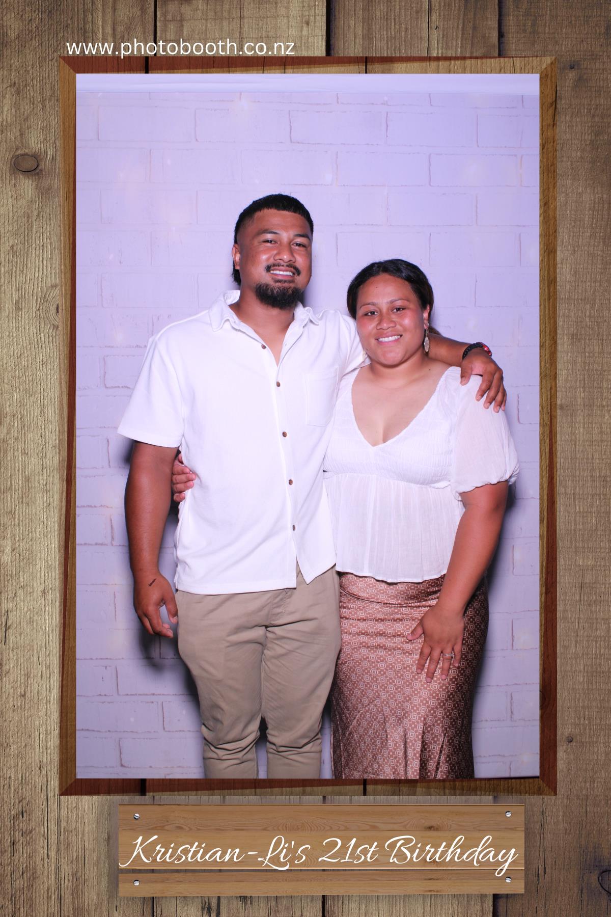 Kristian-Li's 21st | View more photos from the event at gallery.photobooth.co.nz/u/SelfieCentral/Kristian-Lis-21st
