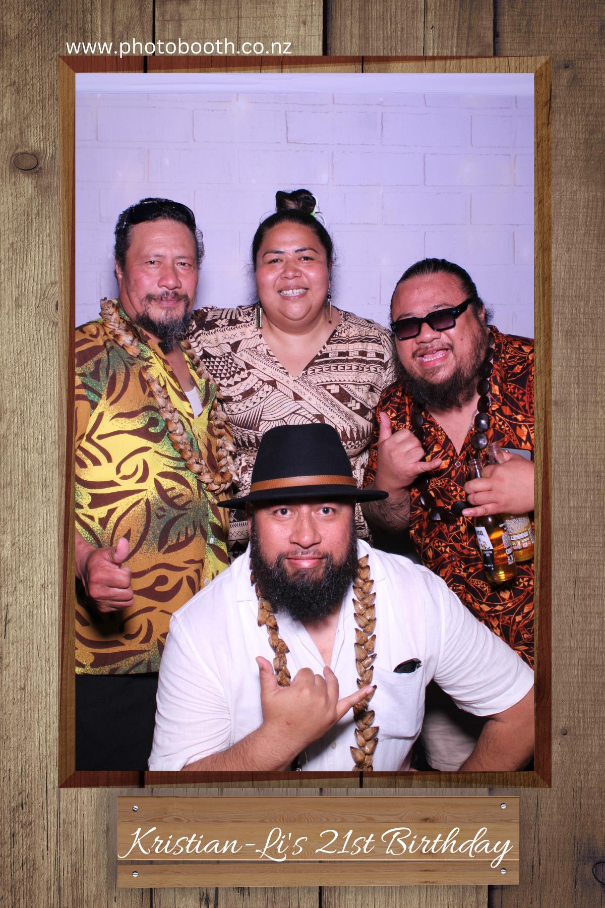 Kristian-Li's 21st | View more photos from the event at gallery.photobooth.co.nz/u/SelfieCentral/Kristian-Lis-21st