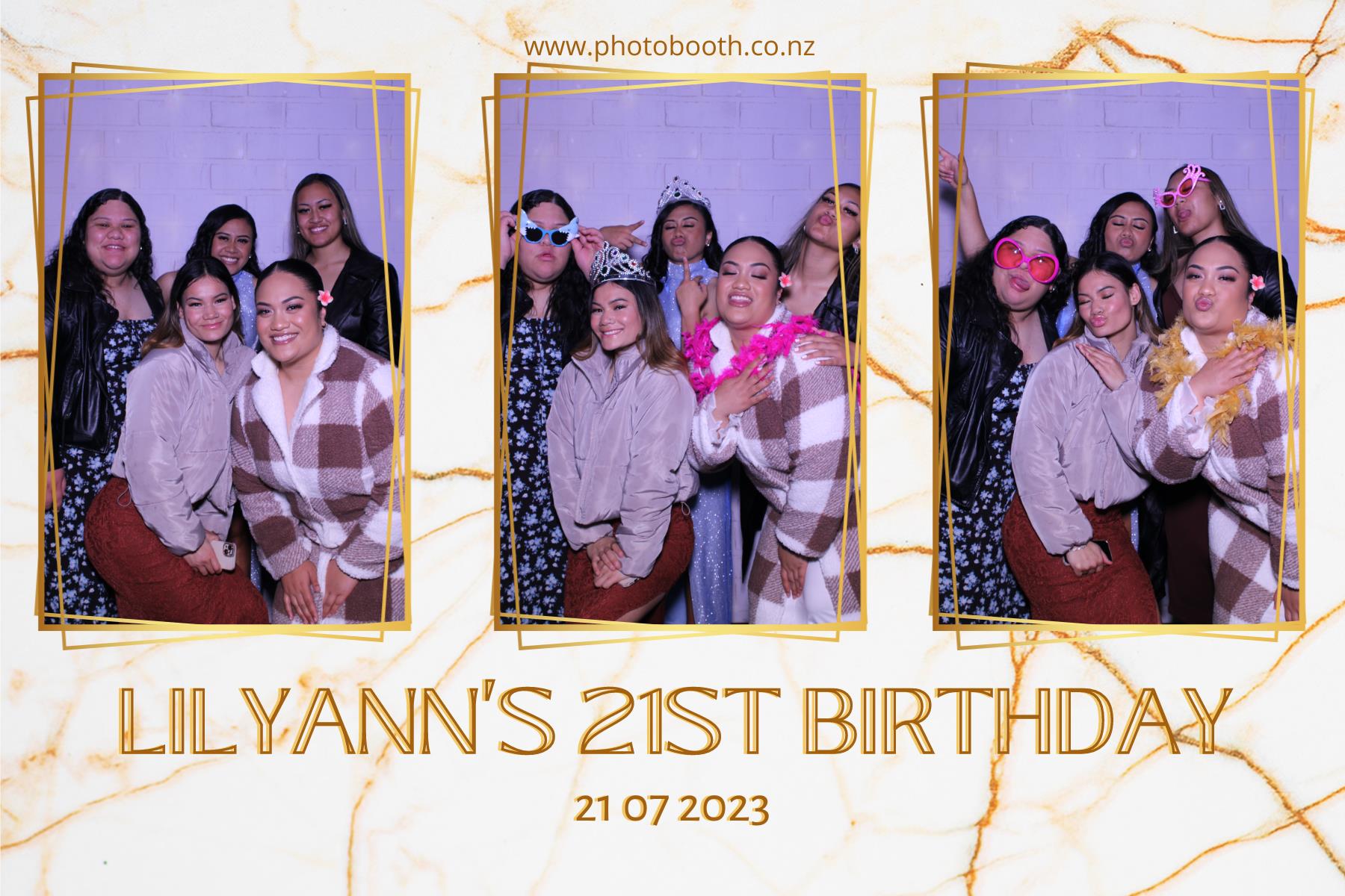 Lilyann's 21st | View more photos from the event at gallery.photobooth.co.nz/u/SelfieCentral/Lilyanns-21st