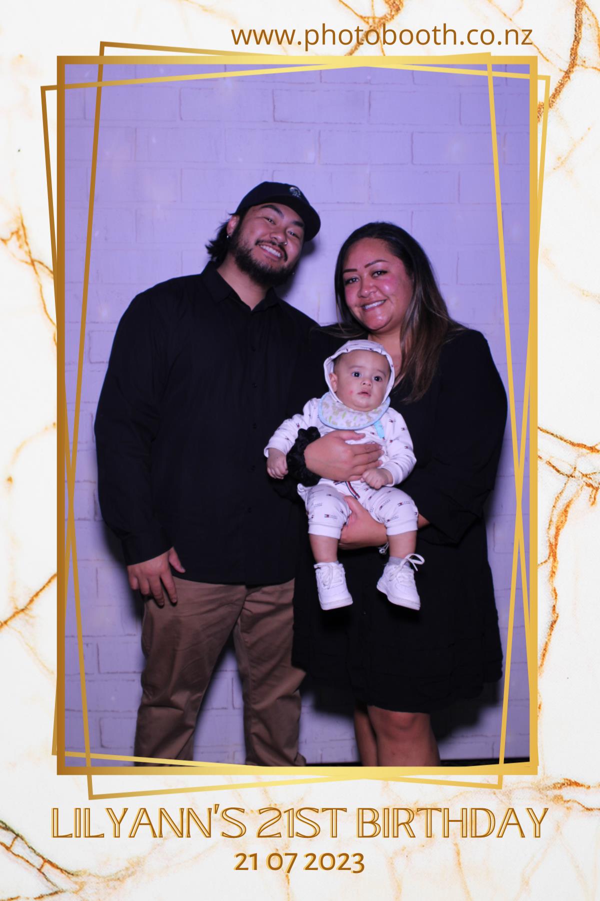 Lilyann's 21st | View more photos from the event at gallery.photobooth.co.nz/u/SelfieCentral/Lilyanns-21st