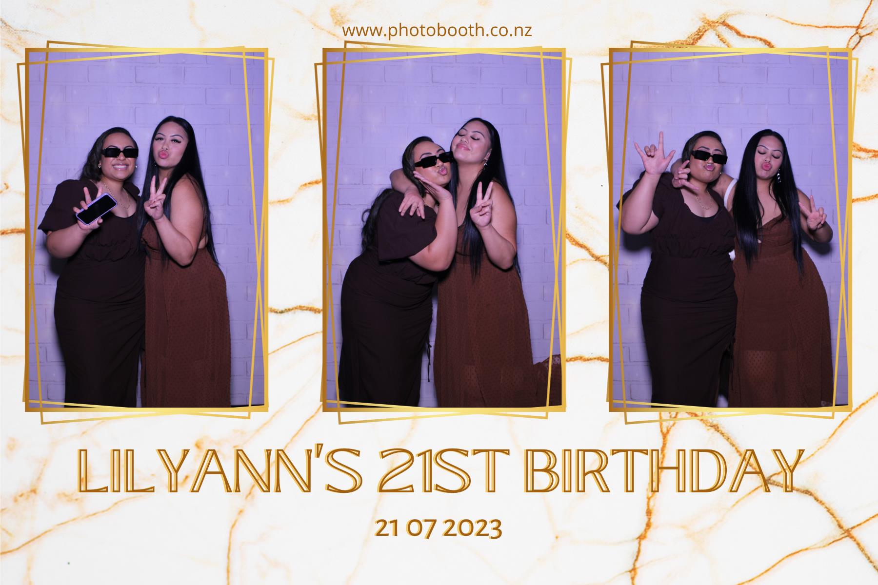 Lilyann's 21st | View more photos from the event at gallery.photobooth.co.nz/u/SelfieCentral/Lilyanns-21st