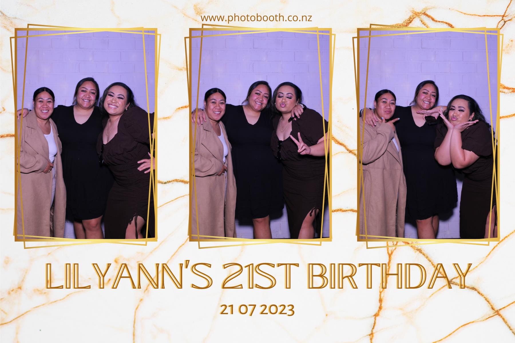 Lilyann's 21st | View more photos from the event at gallery.photobooth.co.nz/u/SelfieCentral/Lilyanns-21st