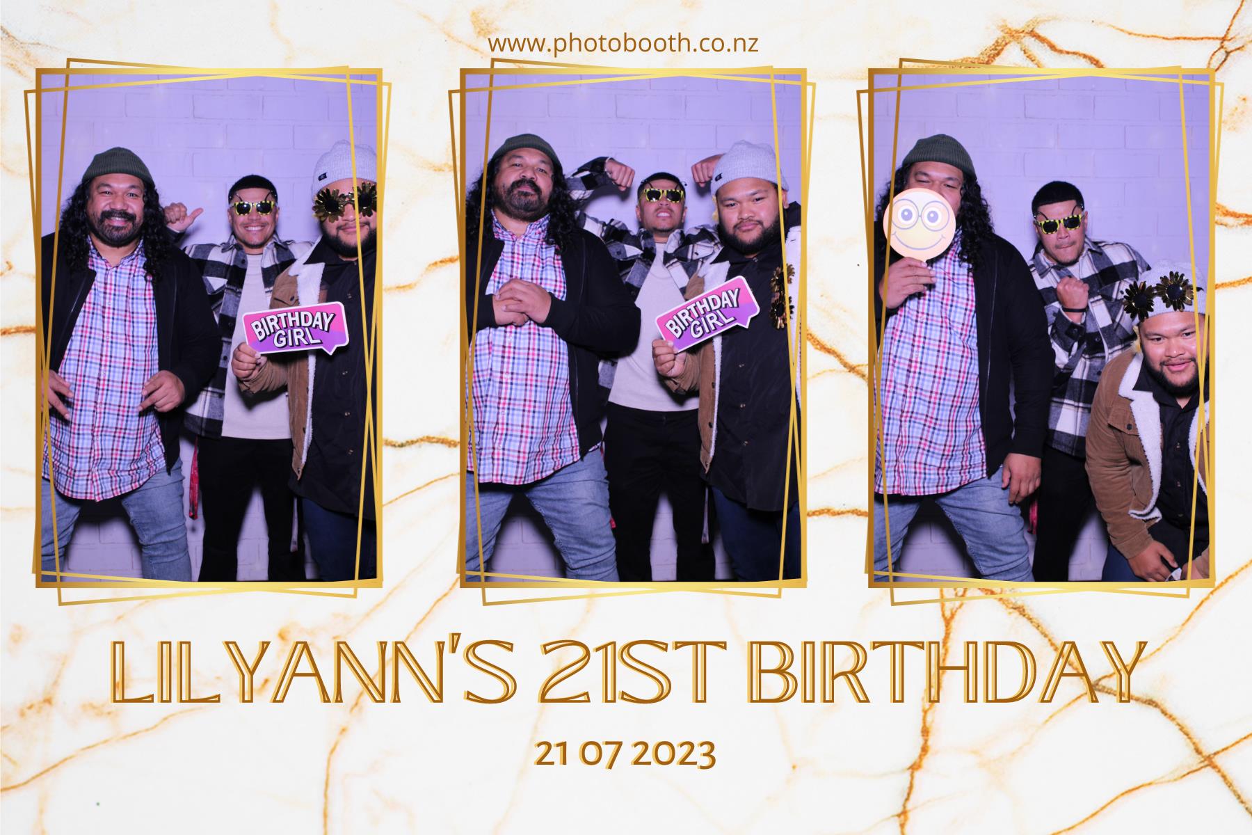 Lilyann's 21st | View more photos from the event at gallery.photobooth.co.nz/u/SelfieCentral/Lilyanns-21st
