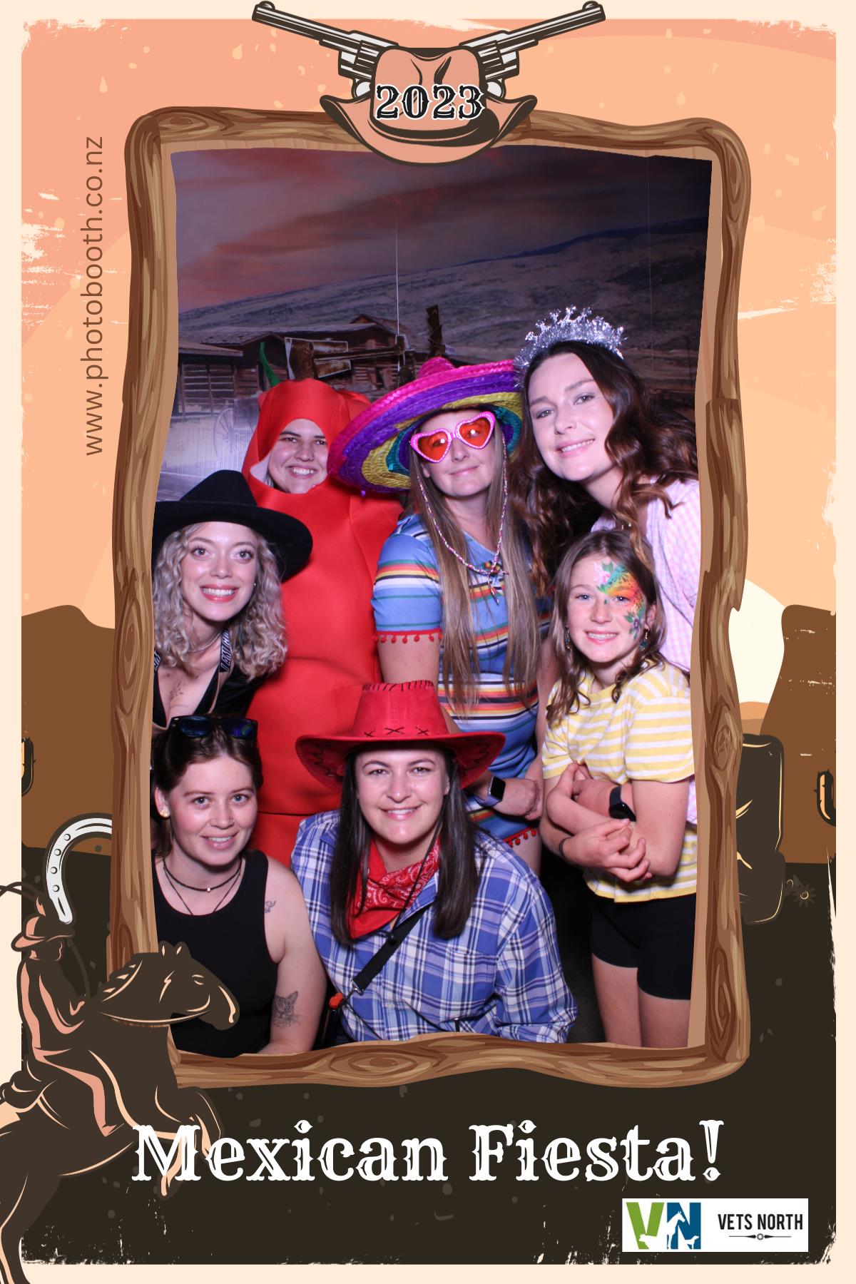 Vets North Christmas Party | View more photos from the event at gallery.photobooth.co.nz/u/SelfieCentral/Vets-North-Christmas-Party