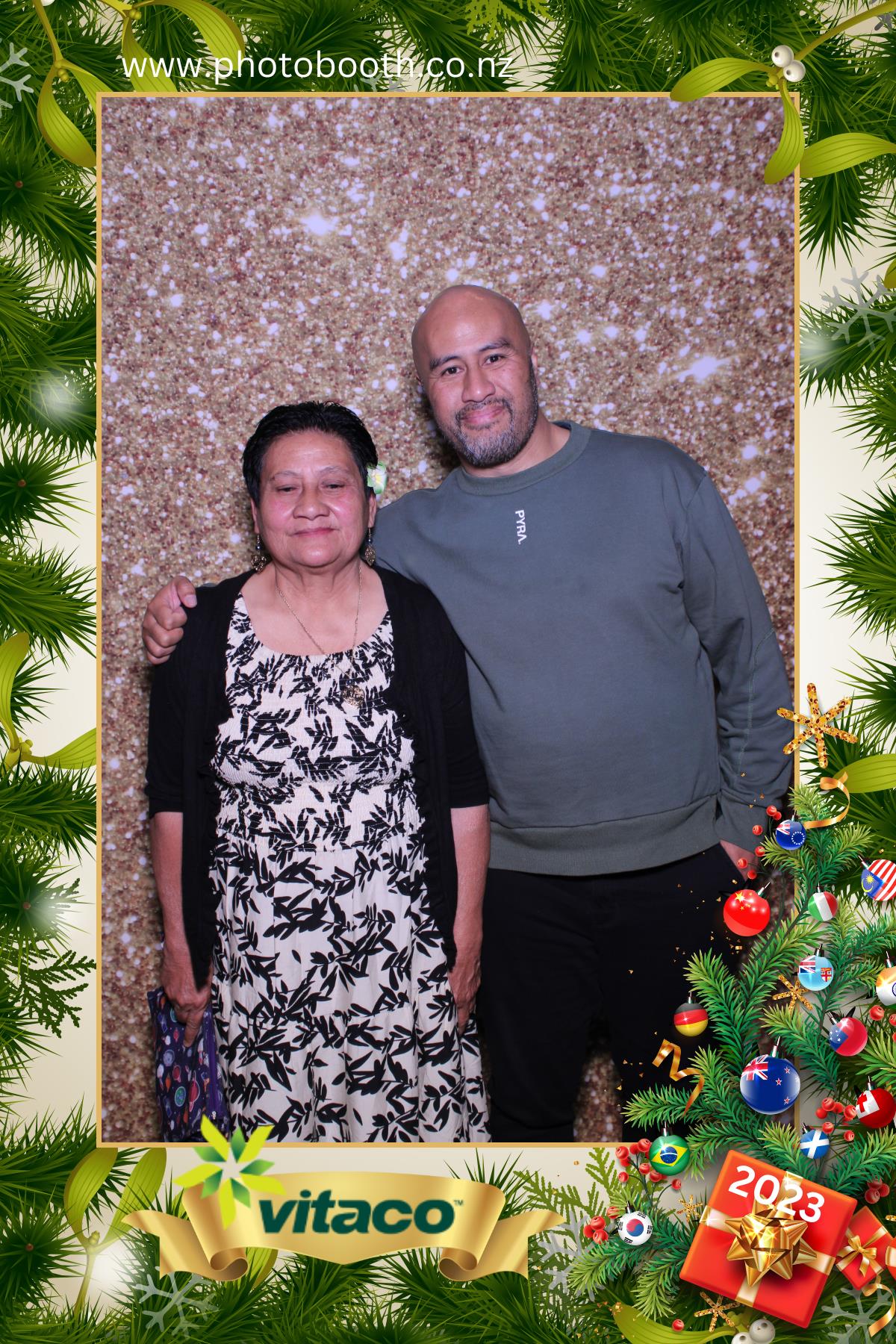 Vitaco Christmas Party | View more photos from the event at gallery.photobooth.co.nz/u/SelfieCentral/Vitaco-Christmas-Party-0