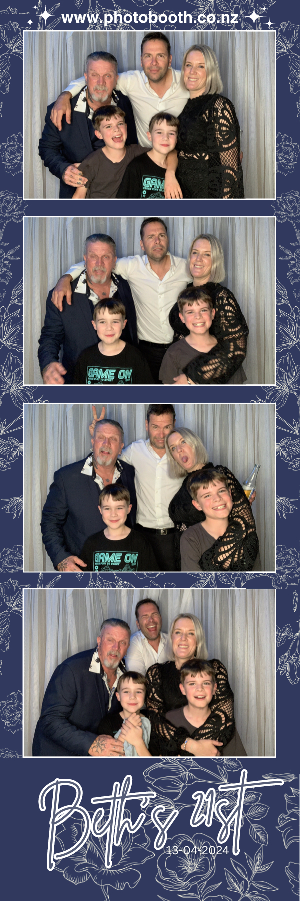 Beth's 21st | View more photos from the event at gallery.photobooth.co.nz/u/SelfieCentral/Beths-21st