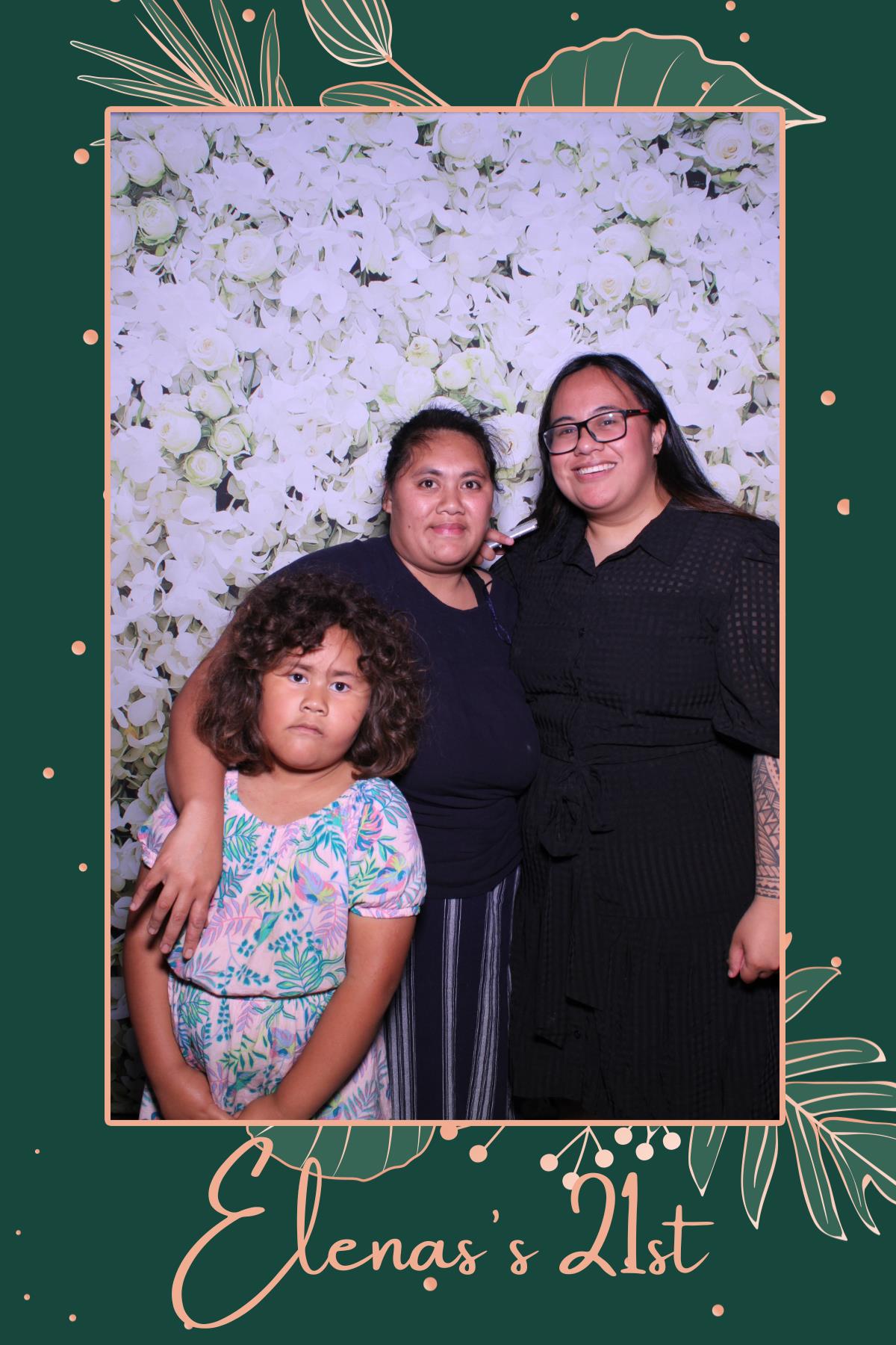 Elenas's 21st | View more photos from the event at gallery.photobooth.co.nz/u/SelfieCentral/Elenass-21st