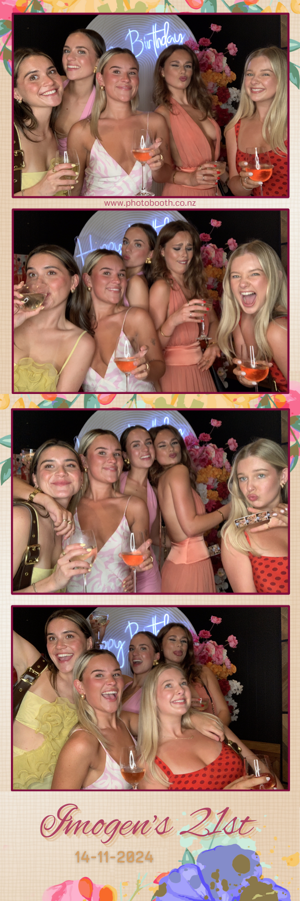 Imogen’s 21st | View more photos from the event at gallery.photobooth.co.nz/u/SelfieCentral/Imogen’s-21st