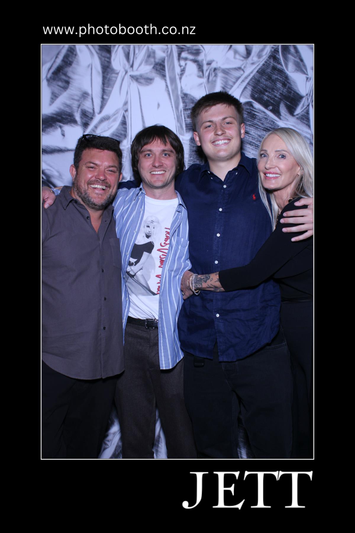 Jett's 21st | View more photos from the event at gallery.photobooth.co.nz/u/SelfieCentral/Jetts-21st