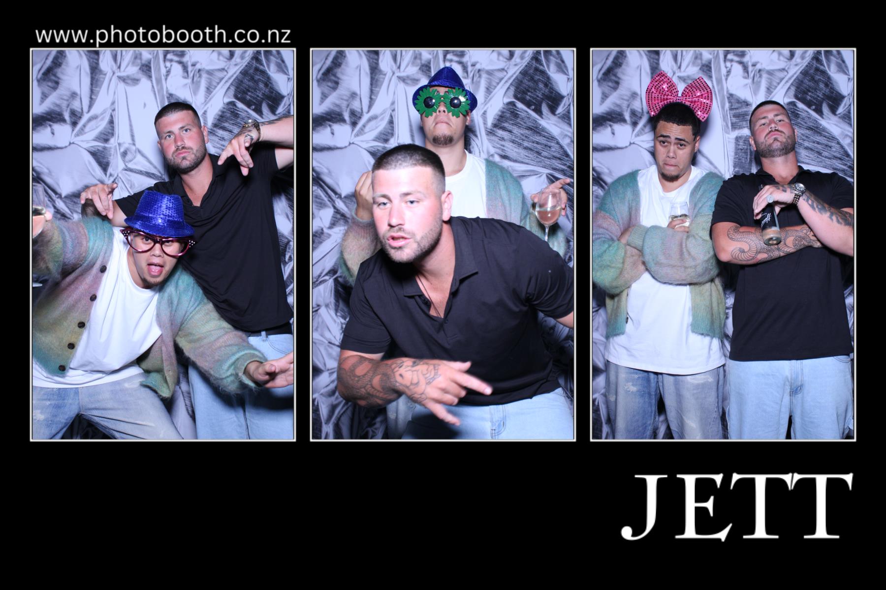 Jett's 21st | View more photos from the event at gallery.photobooth.co.nz/u/SelfieCentral/Jetts-21st