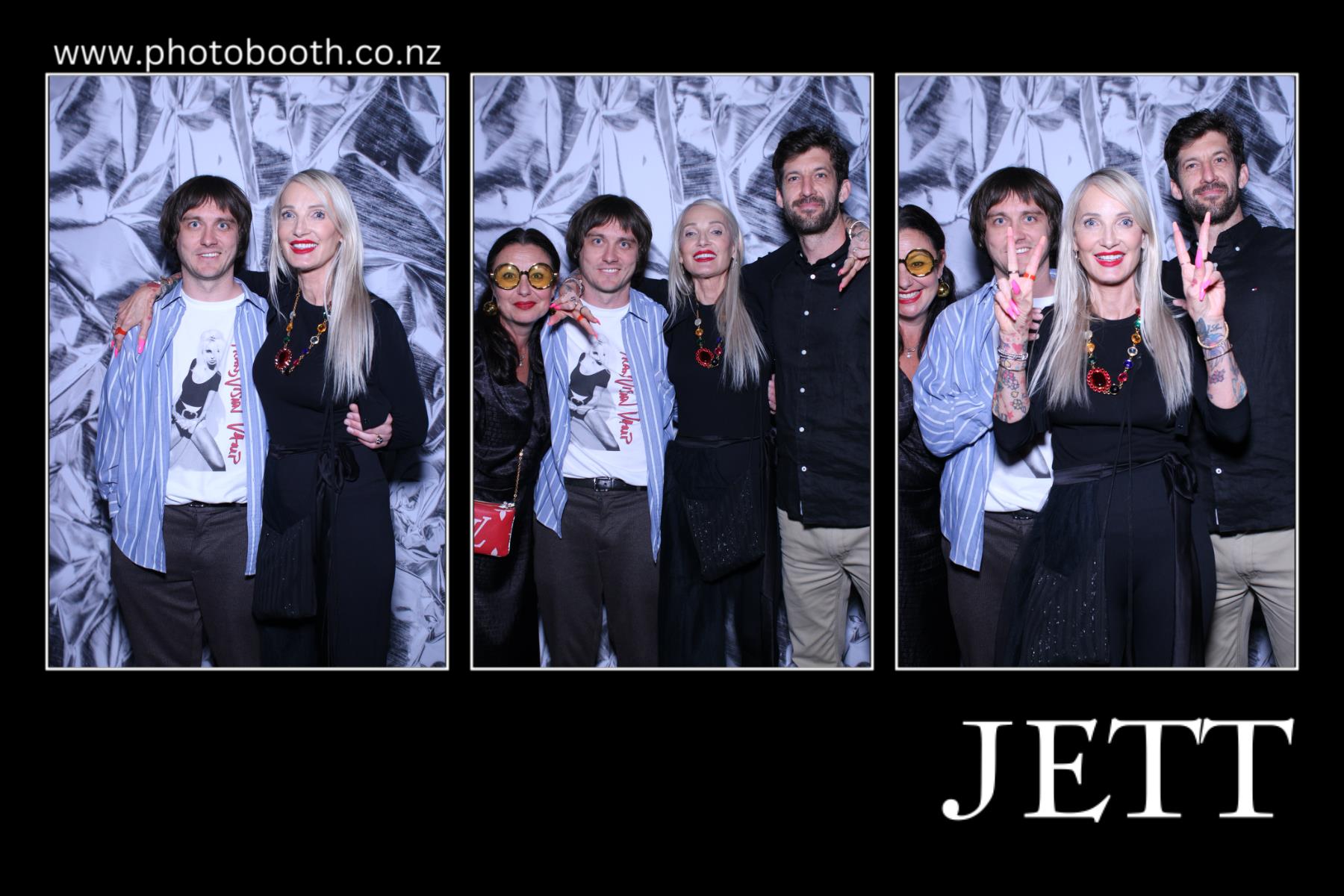 Jett's 21st | View more photos from the event at gallery.photobooth.co.nz/u/SelfieCentral/Jetts-21st