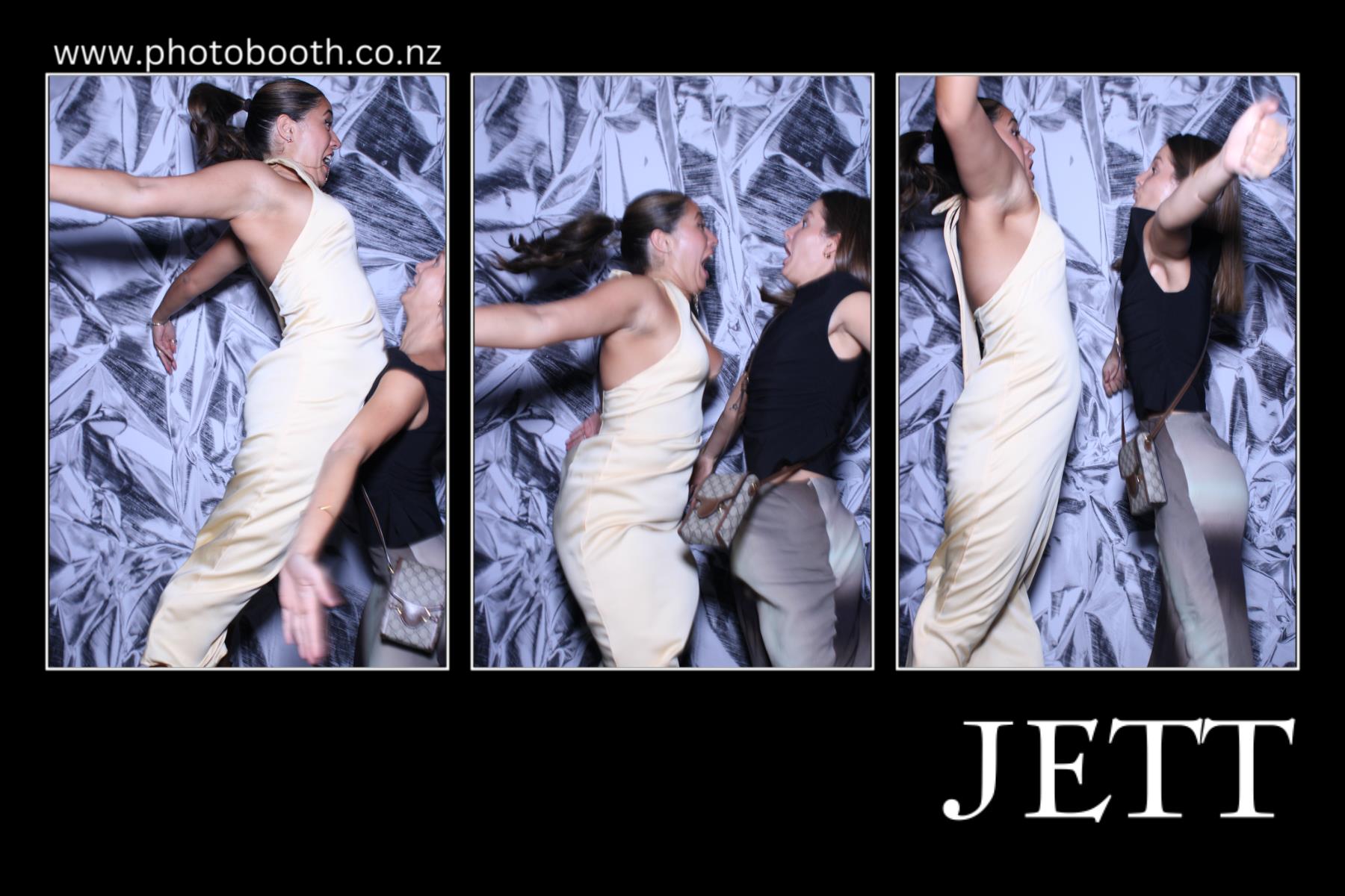 Jett's 21st | View more photos from the event at gallery.photobooth.co.nz/u/SelfieCentral/Jetts-21st