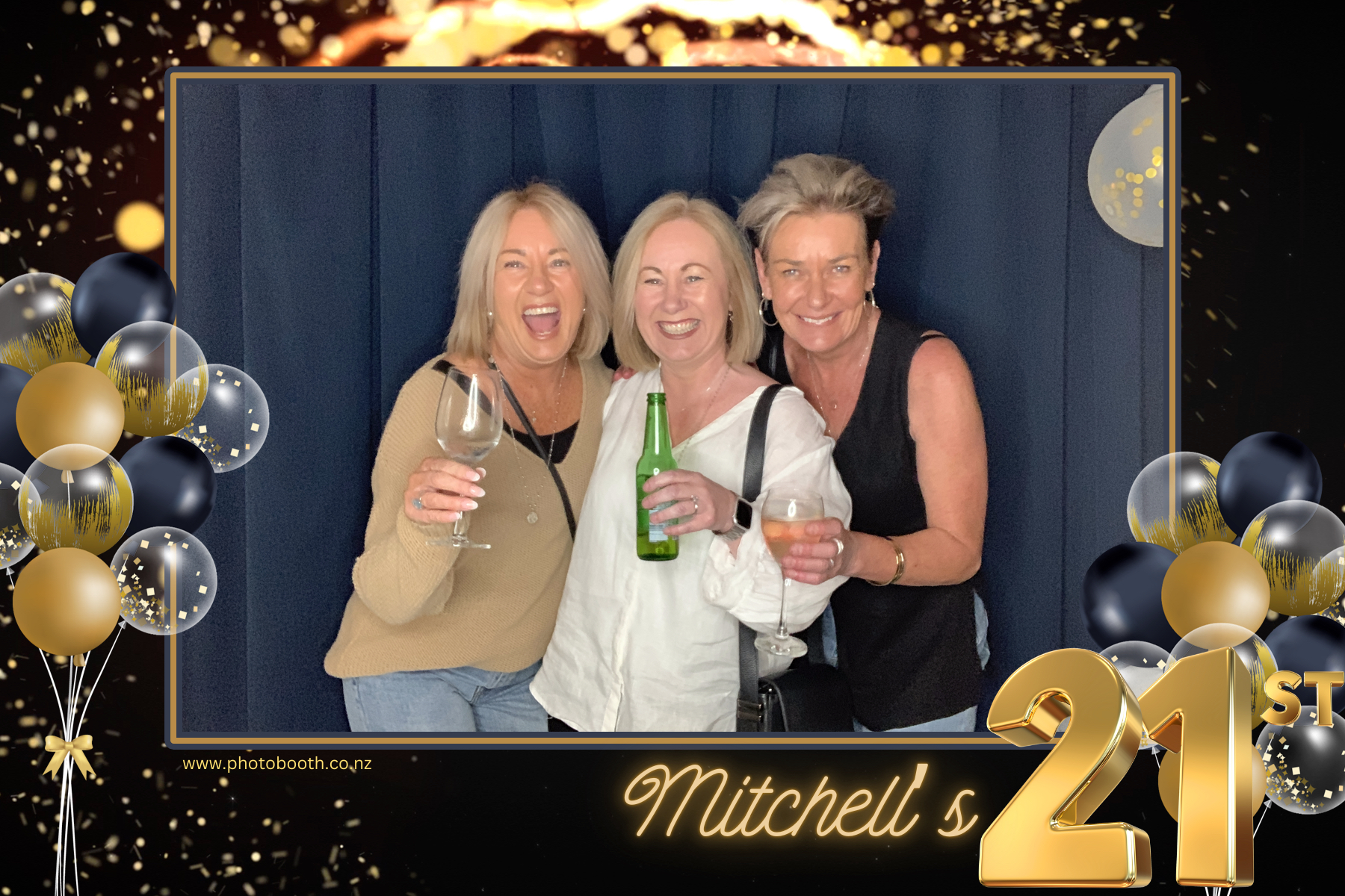 Michell's 21st | View more photos from the event at gallery.photobooth.co.nz/u/SelfieCentral/Michells-21st