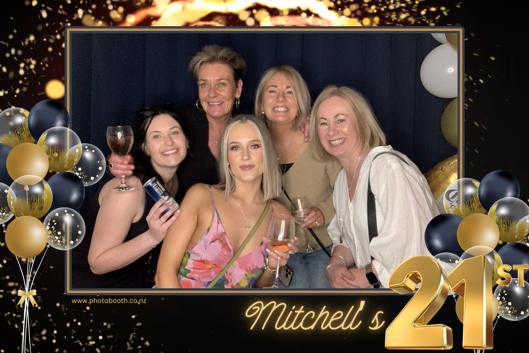 Michell's 21st | View more photos from the event at gallery.photobooth.co.nz/u/SelfieCentral/Michells-21st
