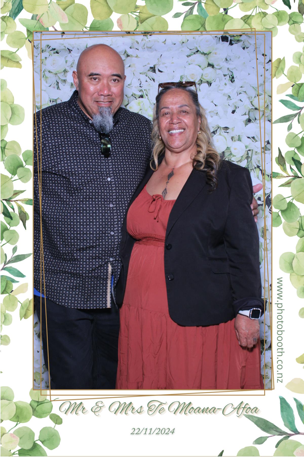 Mr & Mrs Te Moana-Afoa's Wedding | View more photos from the event at gallery.photobooth.co.nz/u/SelfieCentral/Mr-Mrs-Te-Moana-Afoas-Wedding