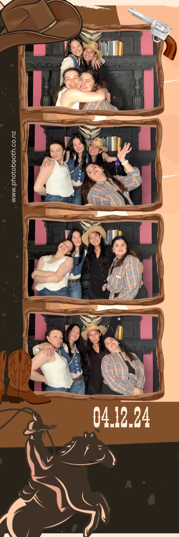 PHD Media Christmas Party | View more photos from the event at gallery.photobooth.co.nz/u/SelfieCentral/PHD-Media-Christmas-Party