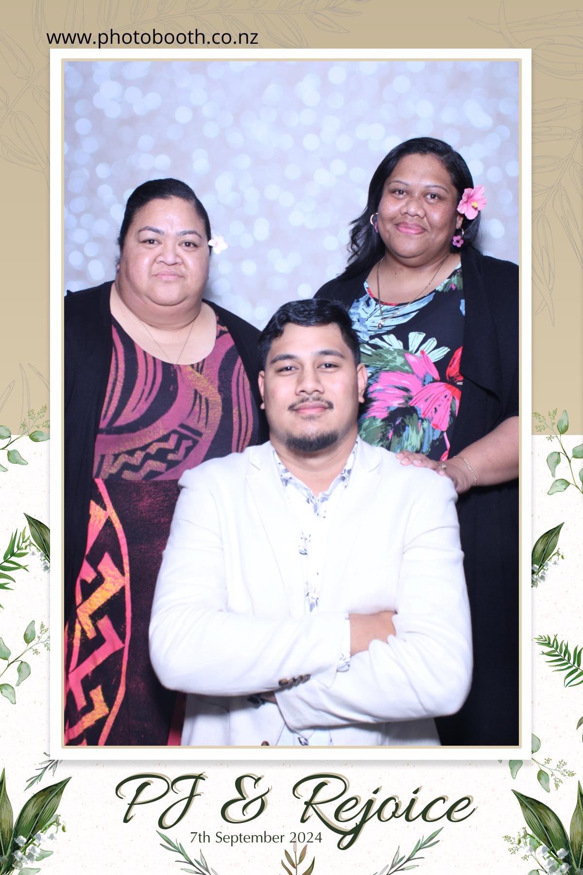 PJ & Rejoice's Wedding | View more photos from the event at gallery.photobooth.co.nz/u/SelfieCentral/PJ-Rejoices-Wedding