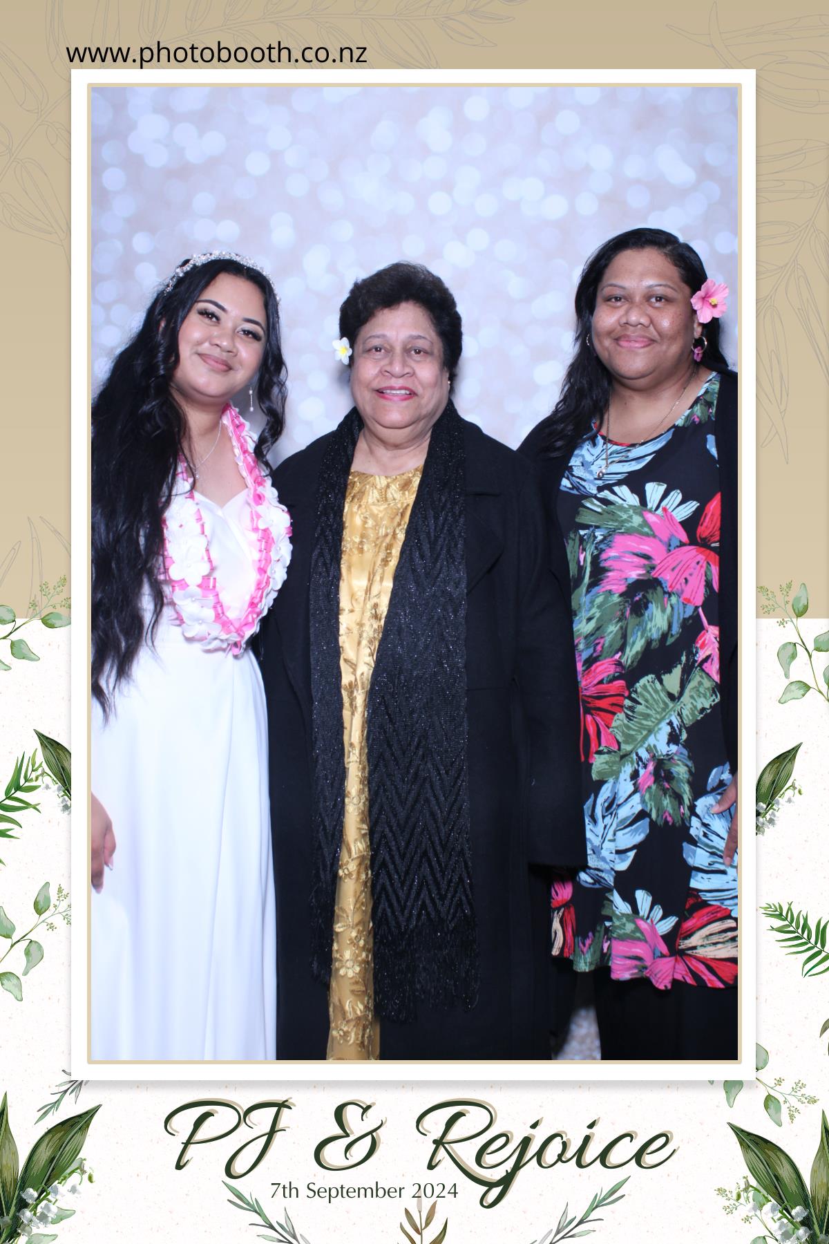 PJ & Rejoice's Wedding | View more photos from the event at gallery.photobooth.co.nz/u/SelfieCentral/PJ-Rejoices-Wedding