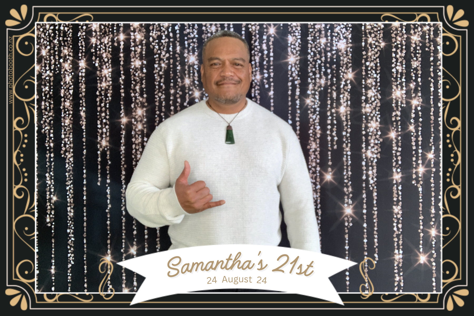 Samantha's 21st | View more photos from the event at gallery.photobooth.co.nz/u/SelfieCentral/Samanthas-21st-0