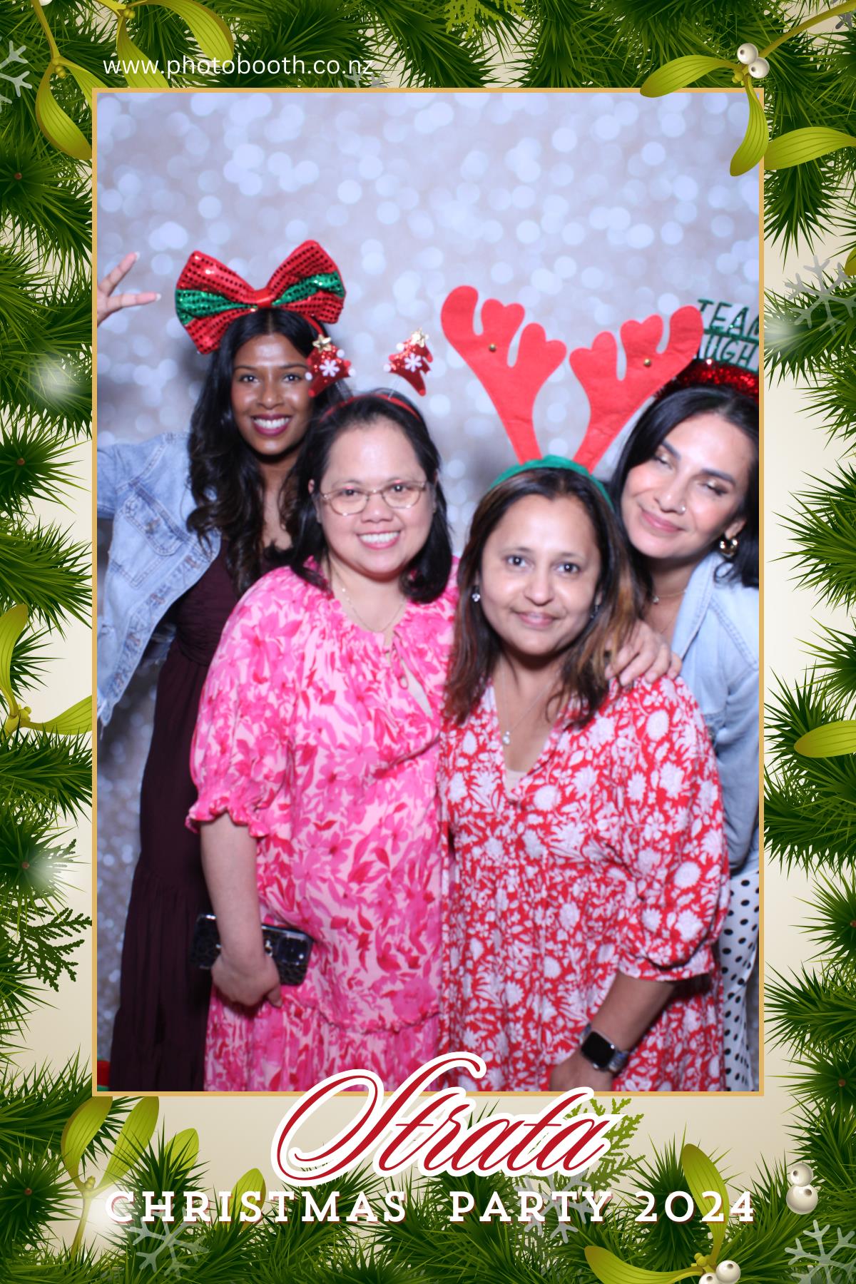 Strata Christmas Party | View more photos from the event at gallery.photobooth.co.nz/u/SelfieCentral/Strata-Christmas-Party