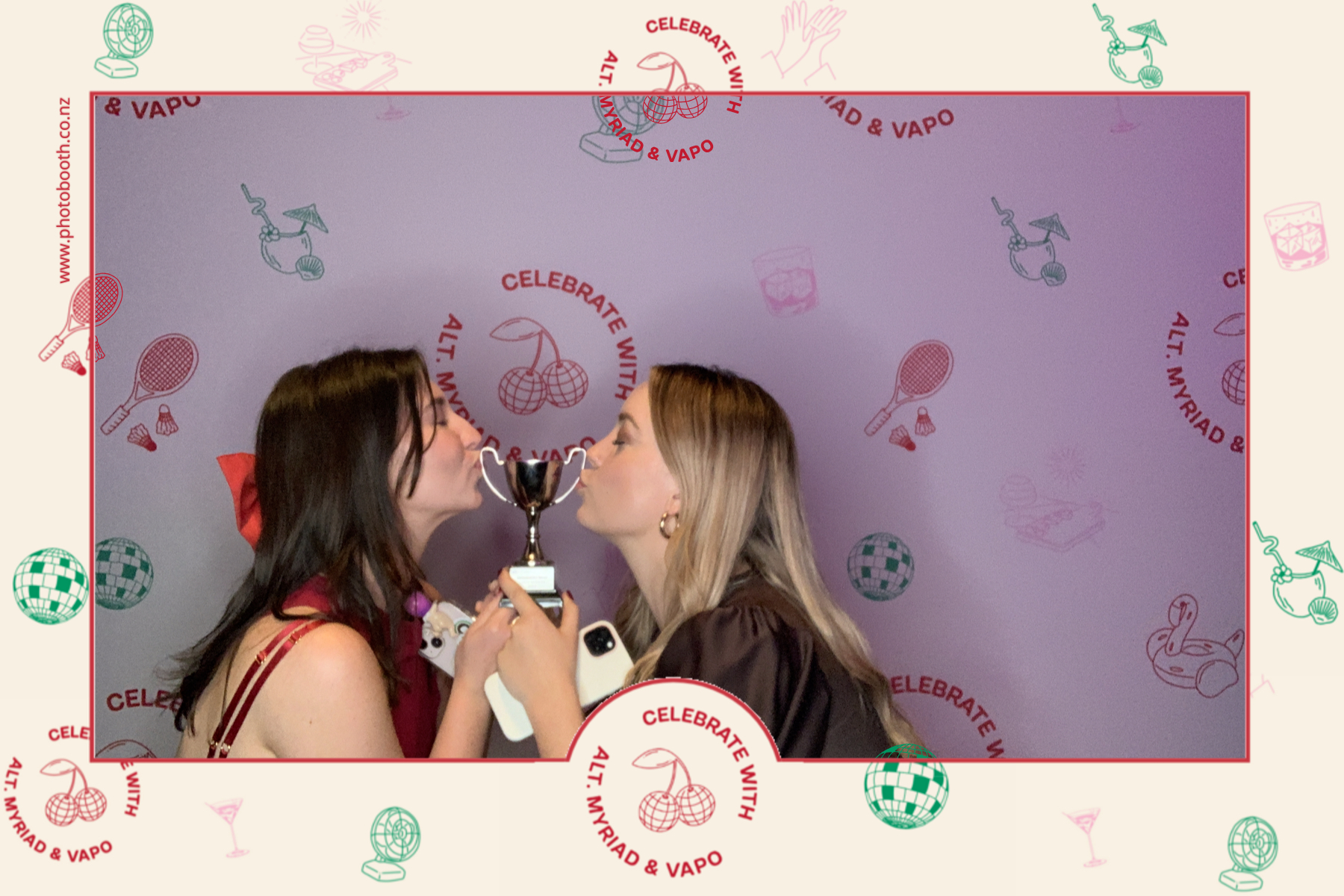 Vapo EOY | View more photos from the event at gallery.photobooth.co.nz/u/SelfieCentral/Vapo-EOY